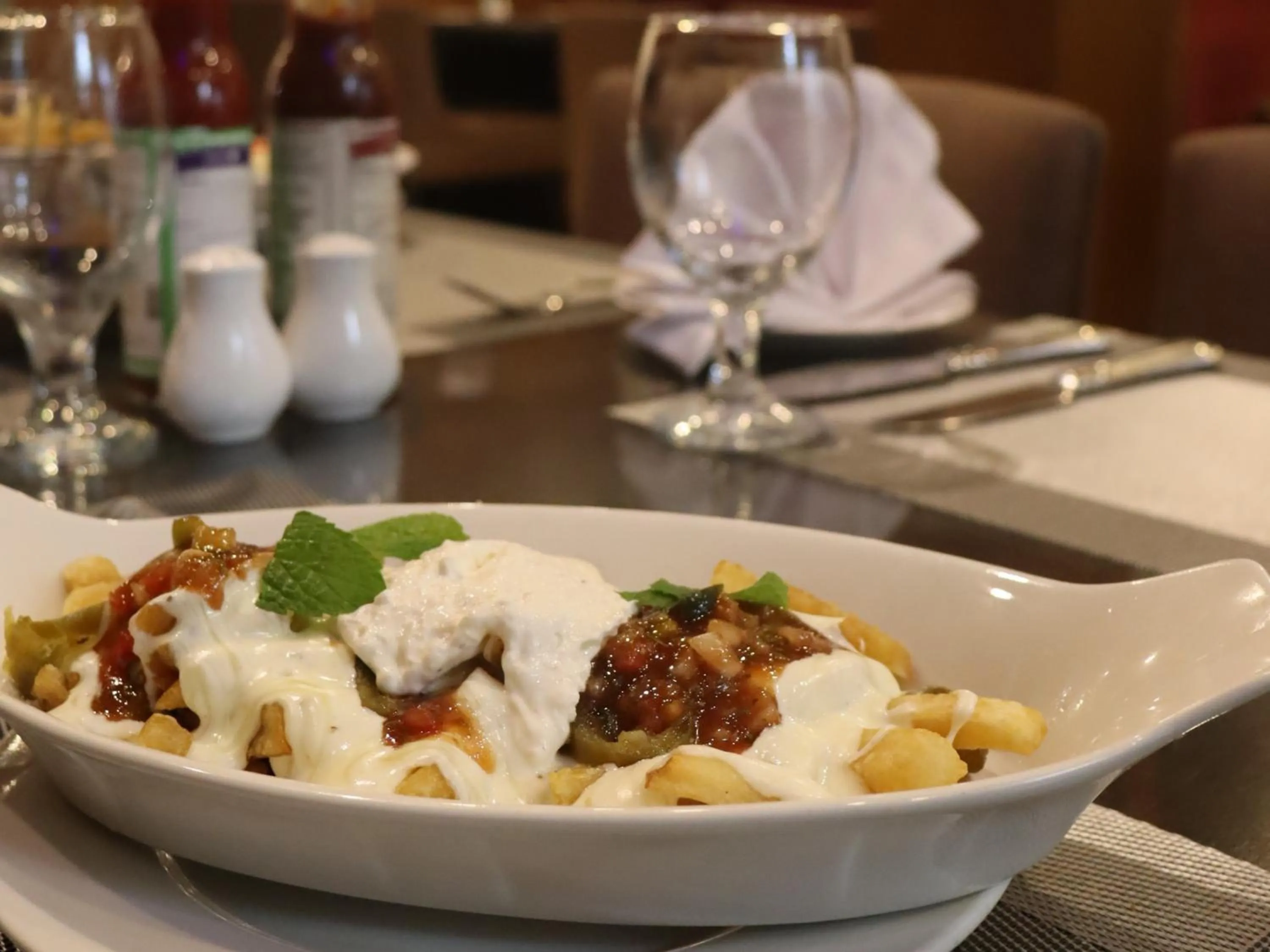 Food and drinks in Maisonette Firhill Hotel & Resort