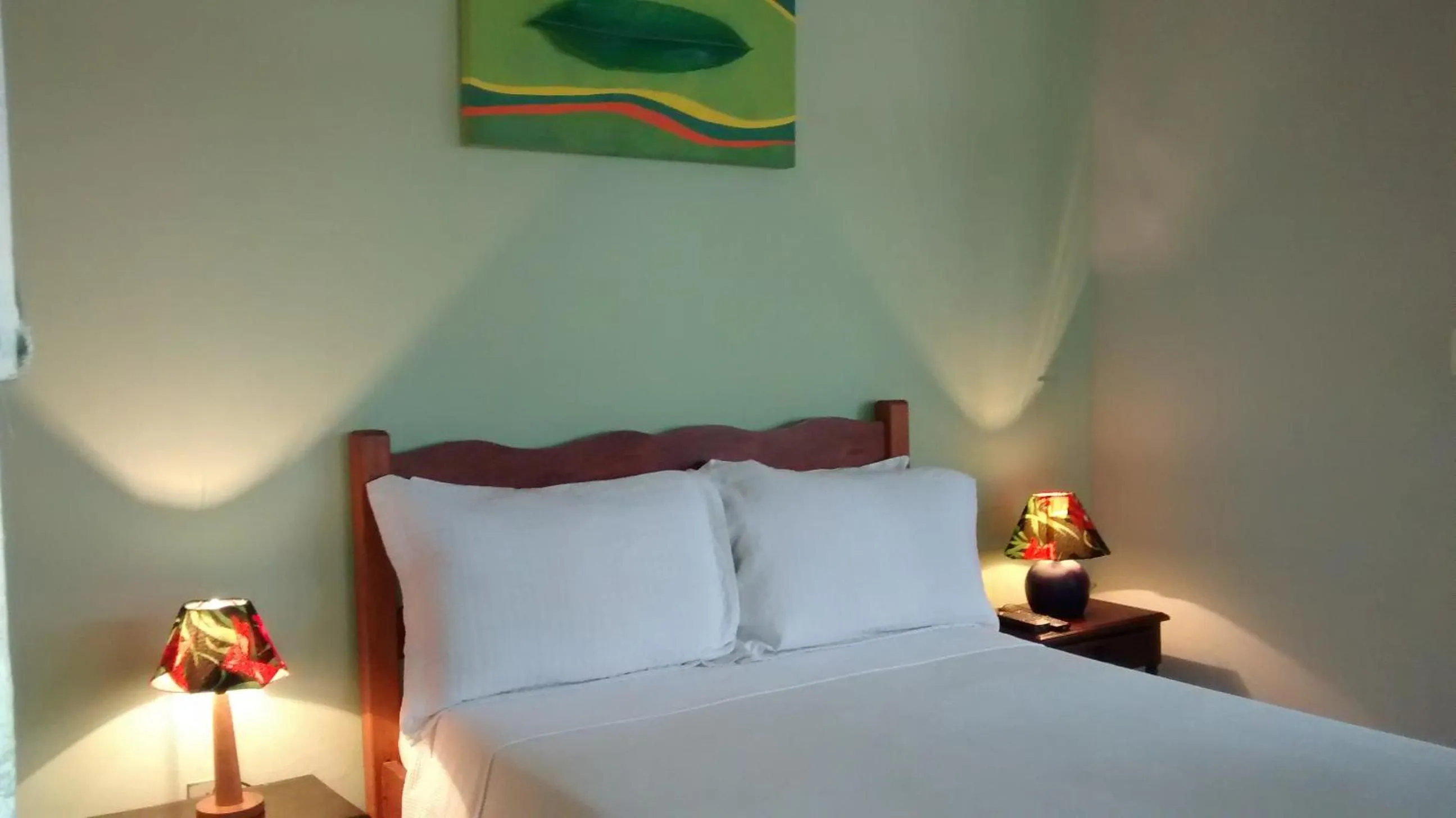 Bed in Pousada Arte Colonial - Casarão Histórico do Séc XVIII - Lancha Própria