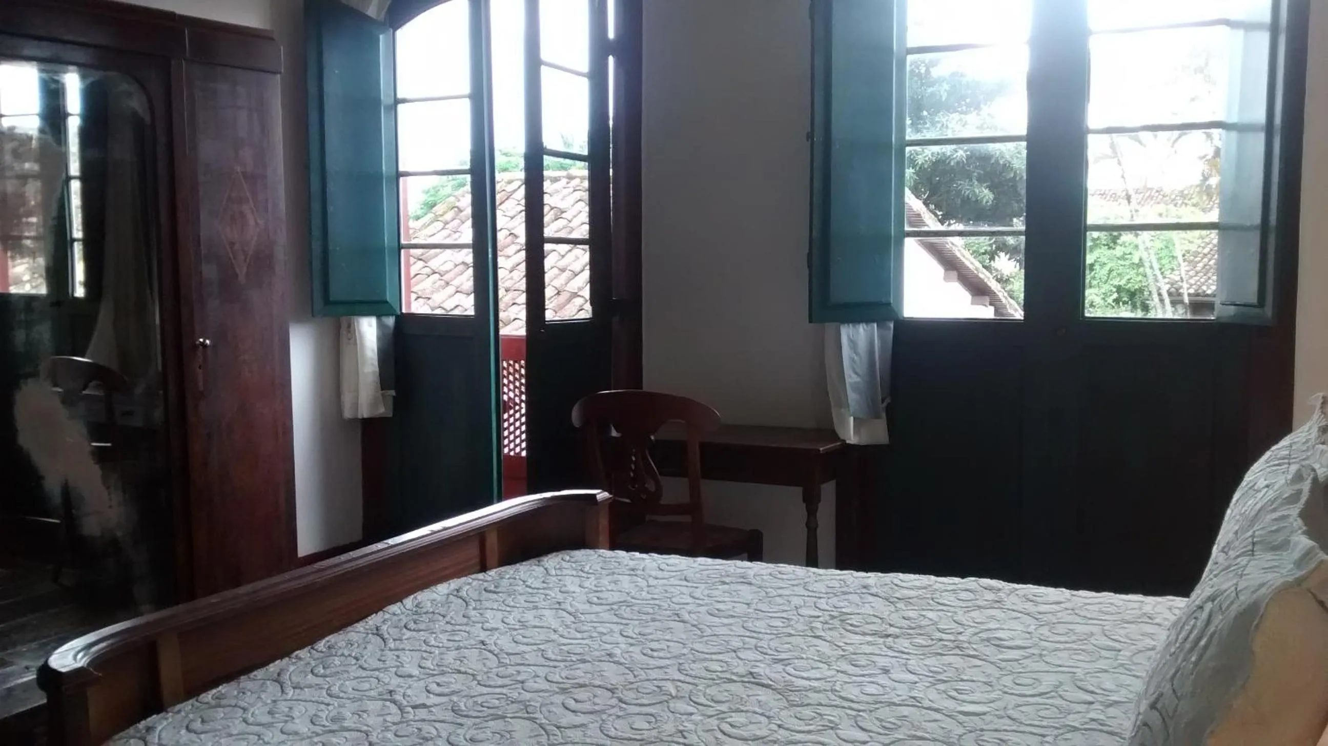 Day in Pousada Arte Colonial - Casarão Histórico do Séc XVIII - Lancha Própria