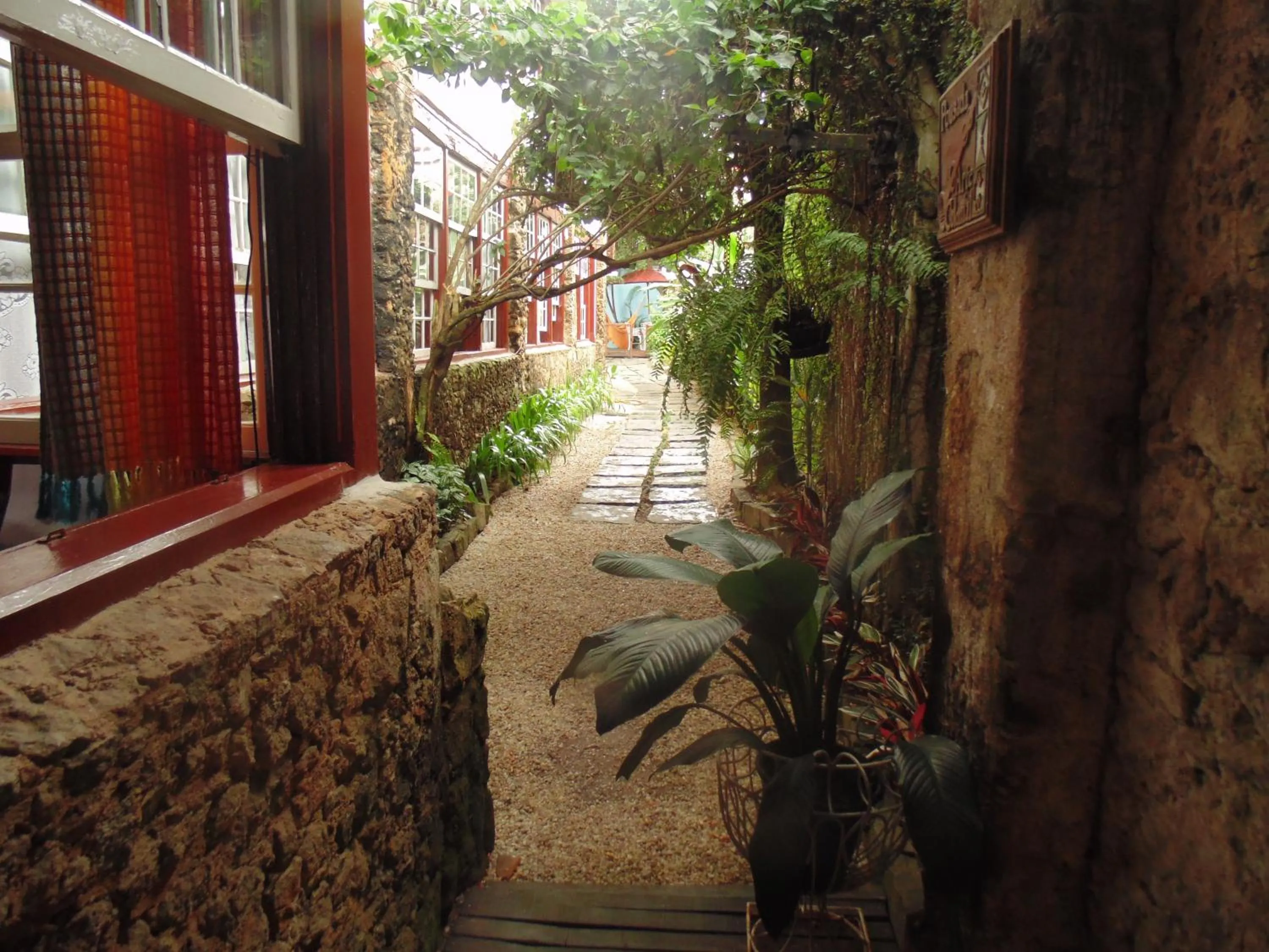 Garden in Pousada Arte Colonial - Casarão Histórico do Séc XVIII - Lancha Própria