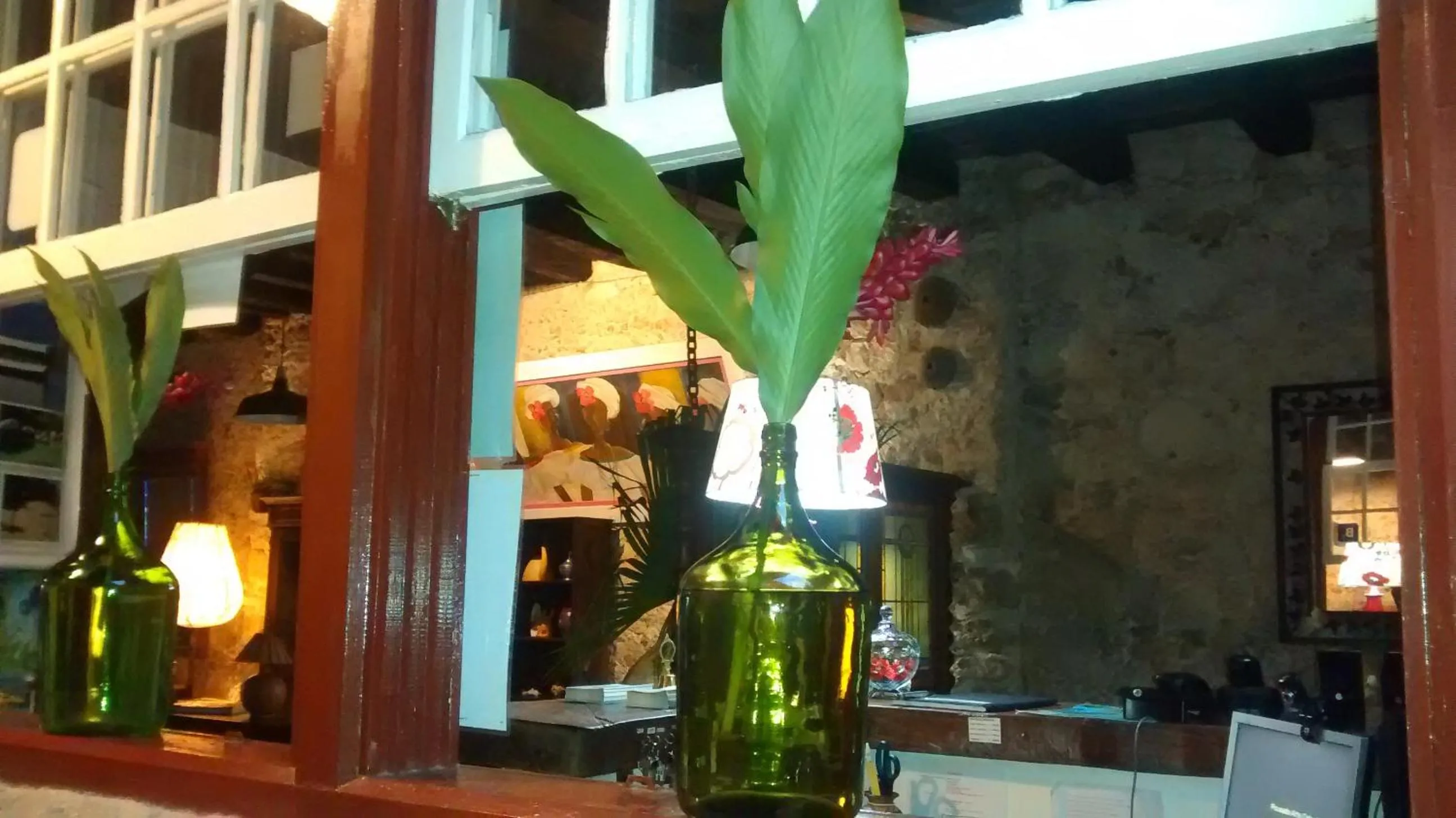 Decorative detail in Pousada Arte Colonial - Casarão Histórico do Séc XVIII - Lancha Própria