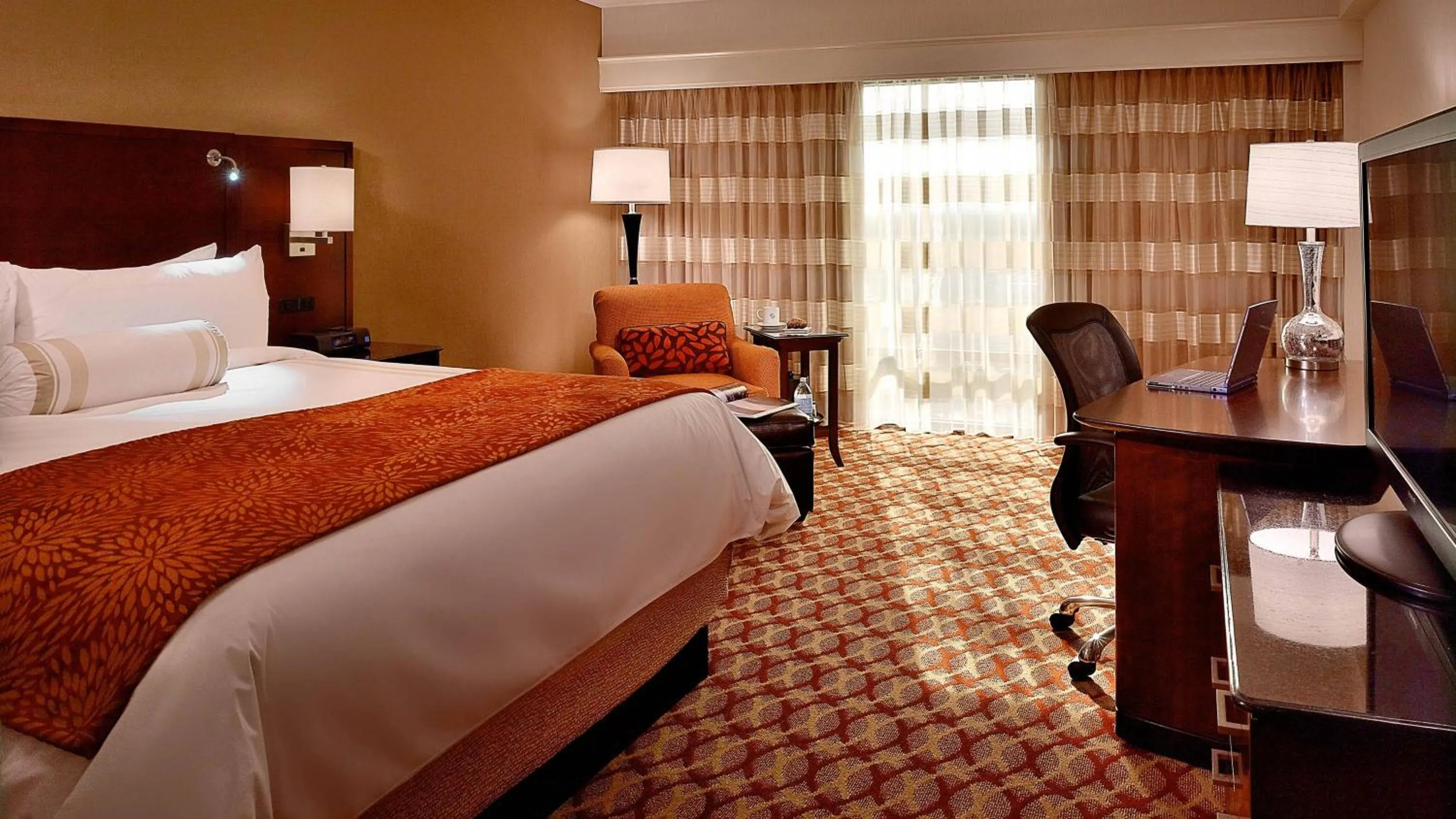 Bed in Louisville Marriott East