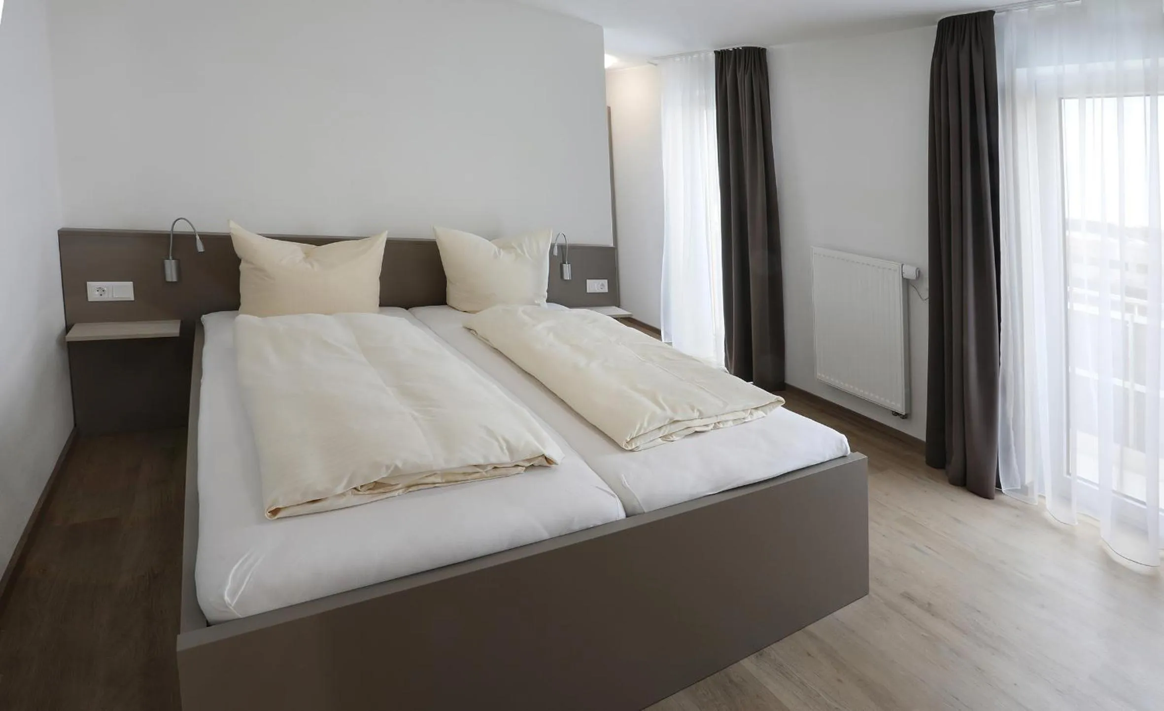 Bed in Apartment Hotel 37