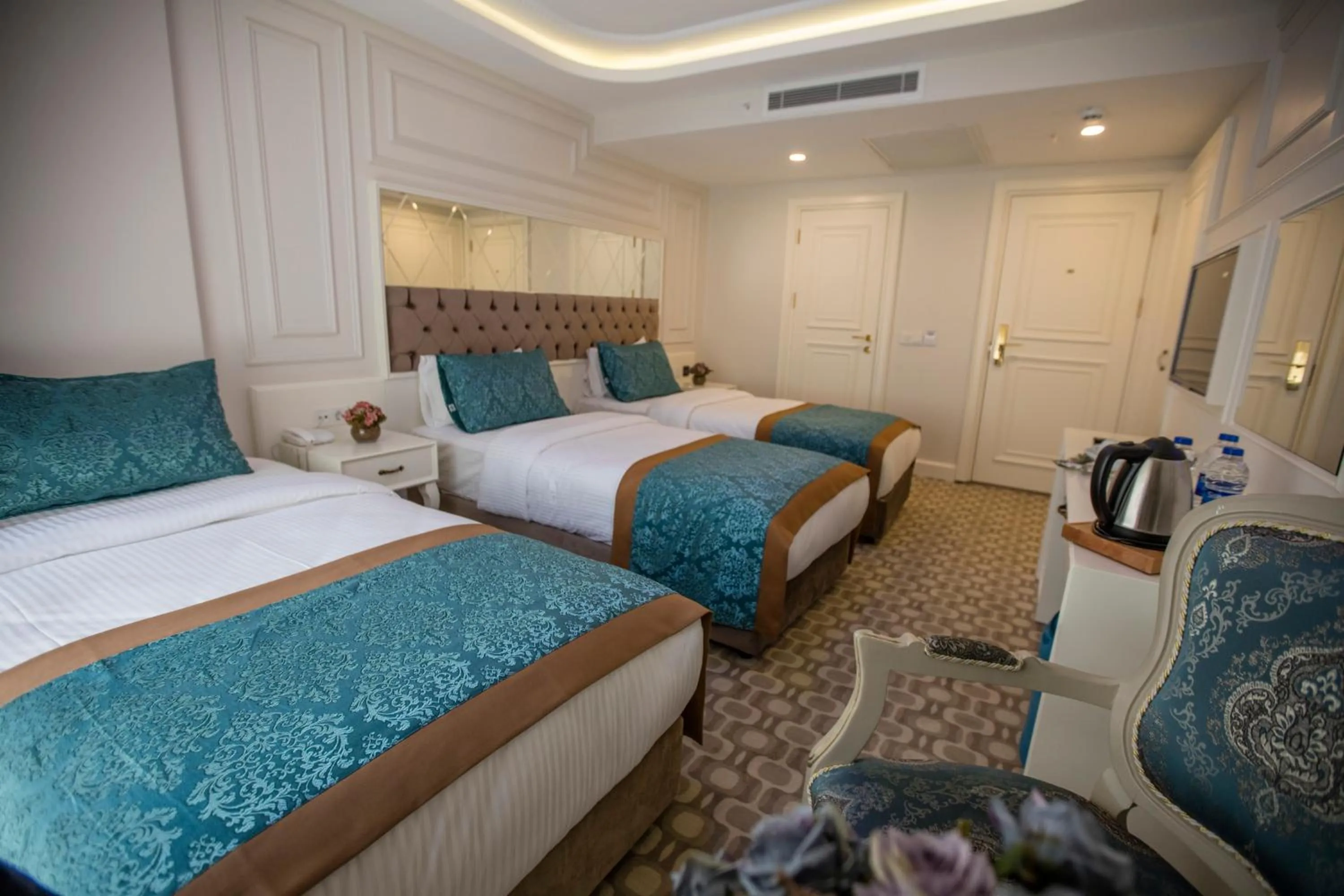 Photo of the whole room, Bed in Dodo Hotel Spa Old City