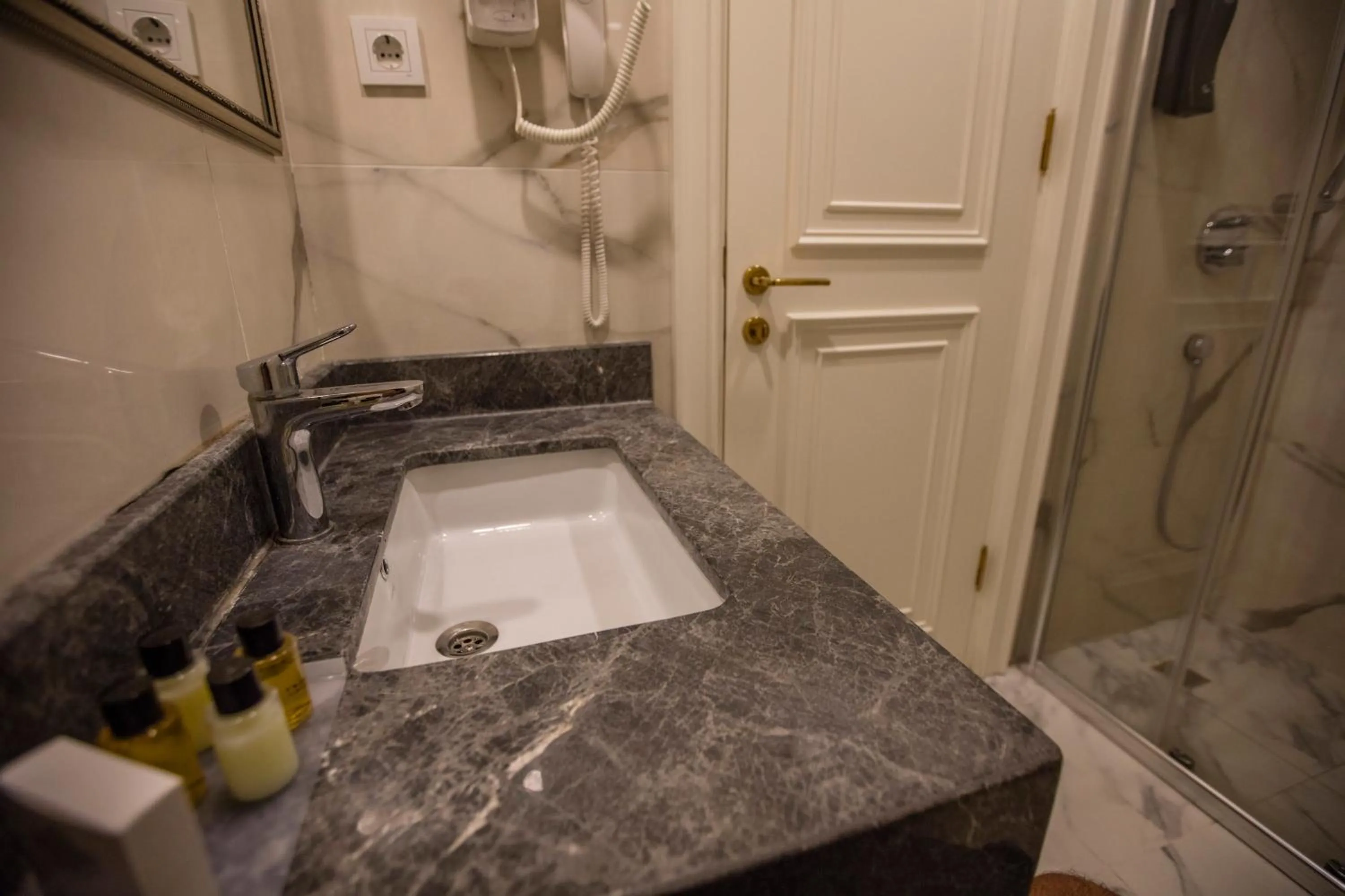 Bathroom in Dodo Hotel Spa Old City