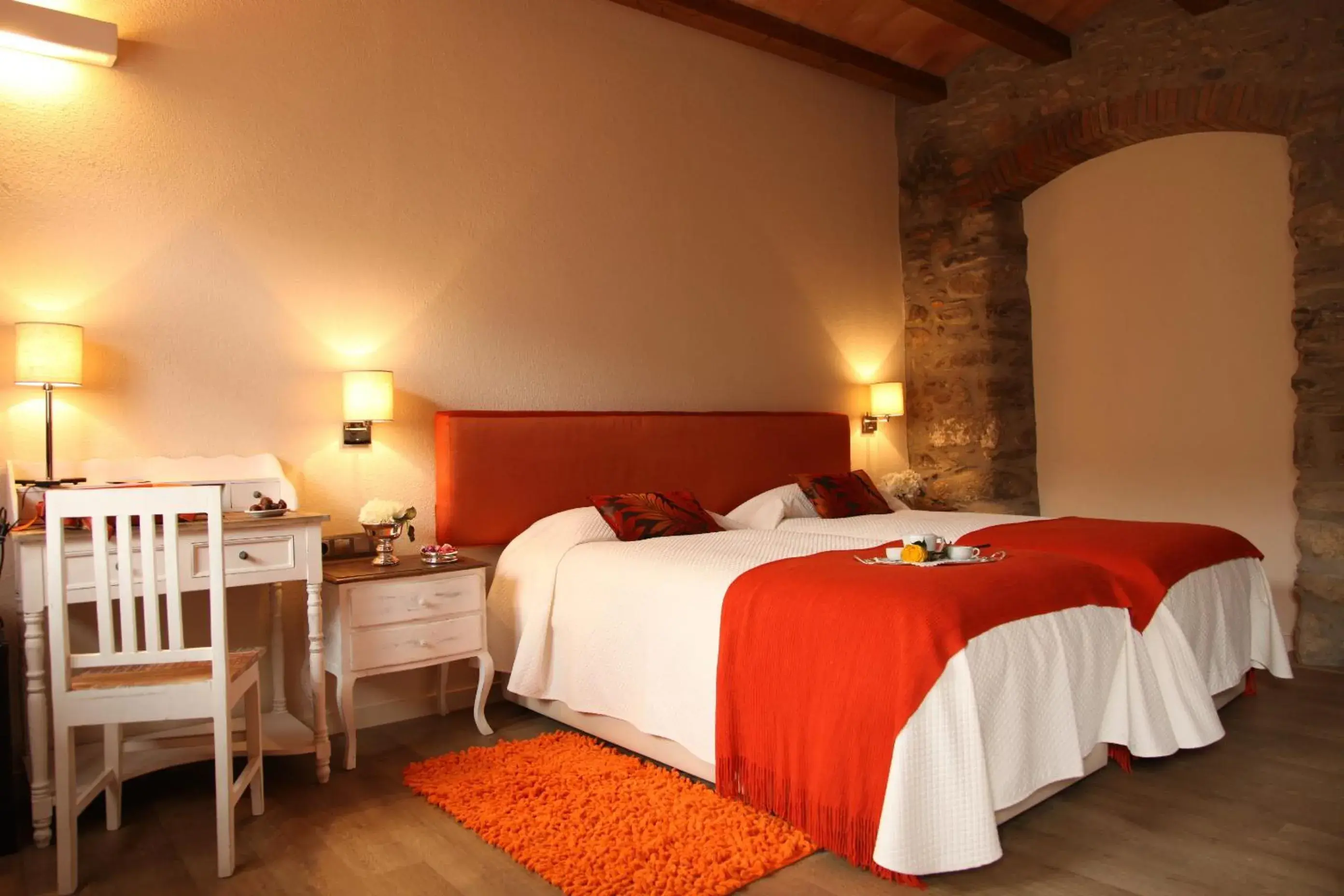 Standard Double or Twin Room - single occupancy in Hotel Rural Can Vila Standard Double or Twin Room - single occupancy in Hotel Rural Can Vila