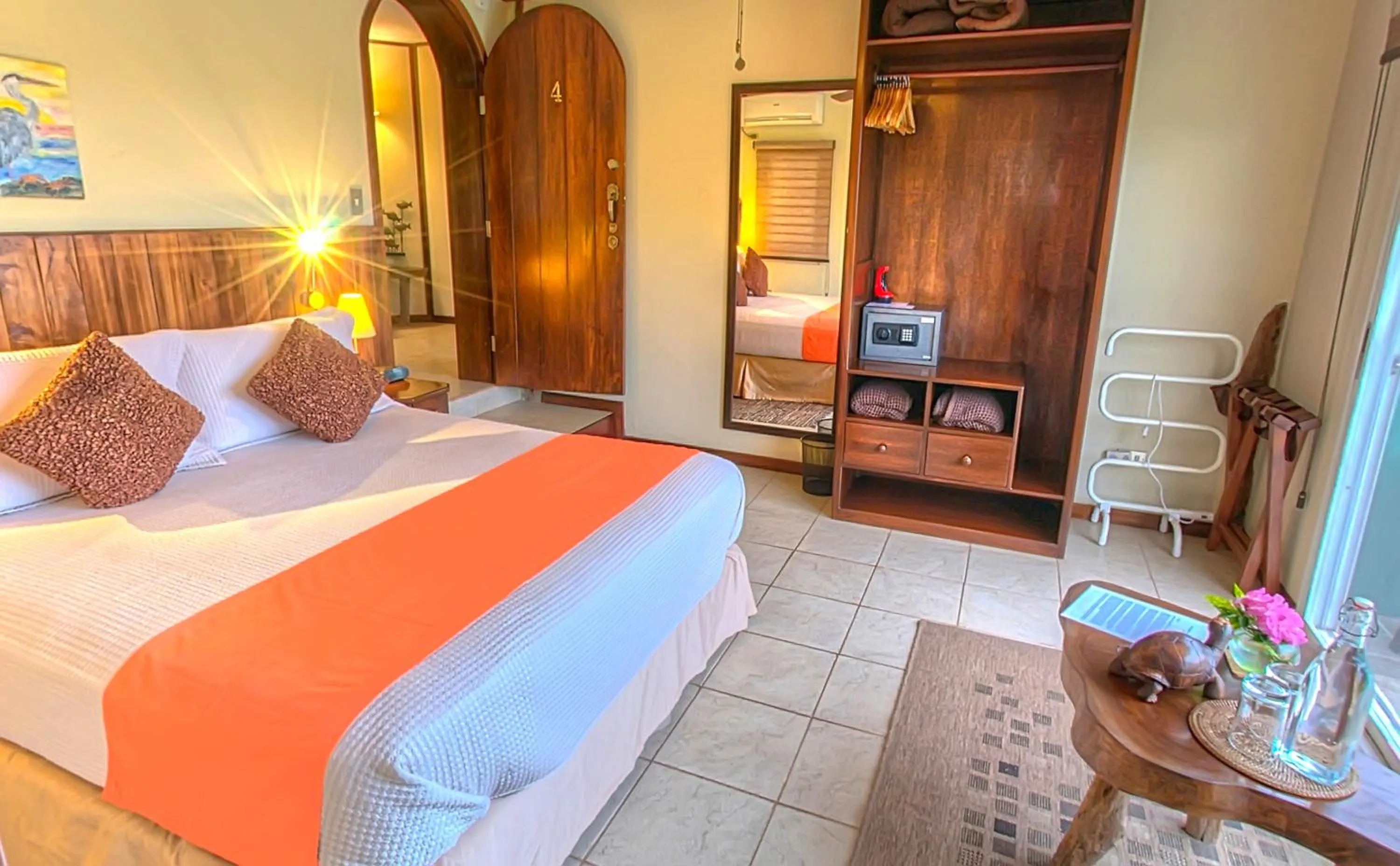 Photo of the whole room, Bed in Semilla Verde Boutique Hotel