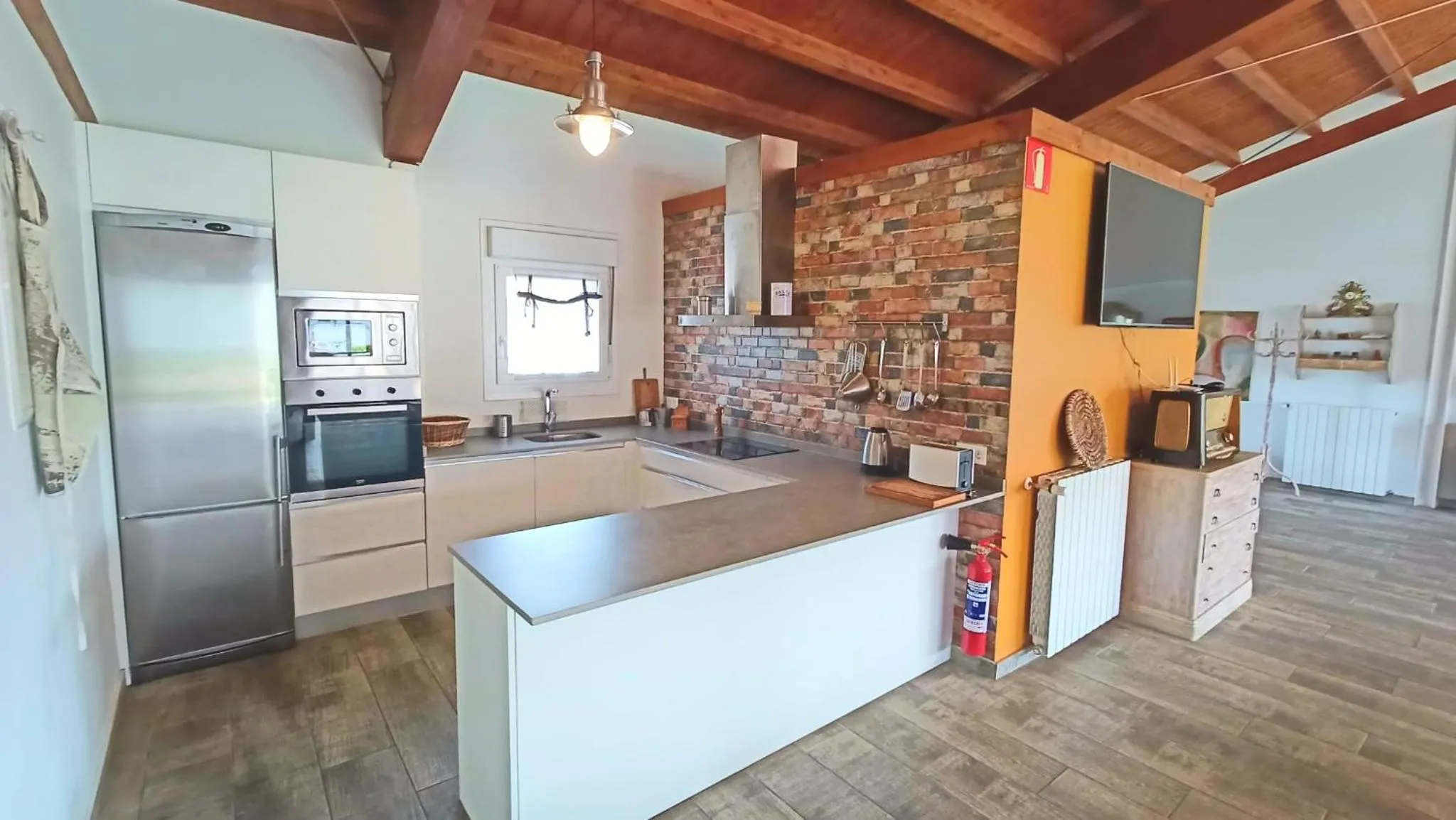 Kitchen or kitchenette in Casa Rural Txokoetxe