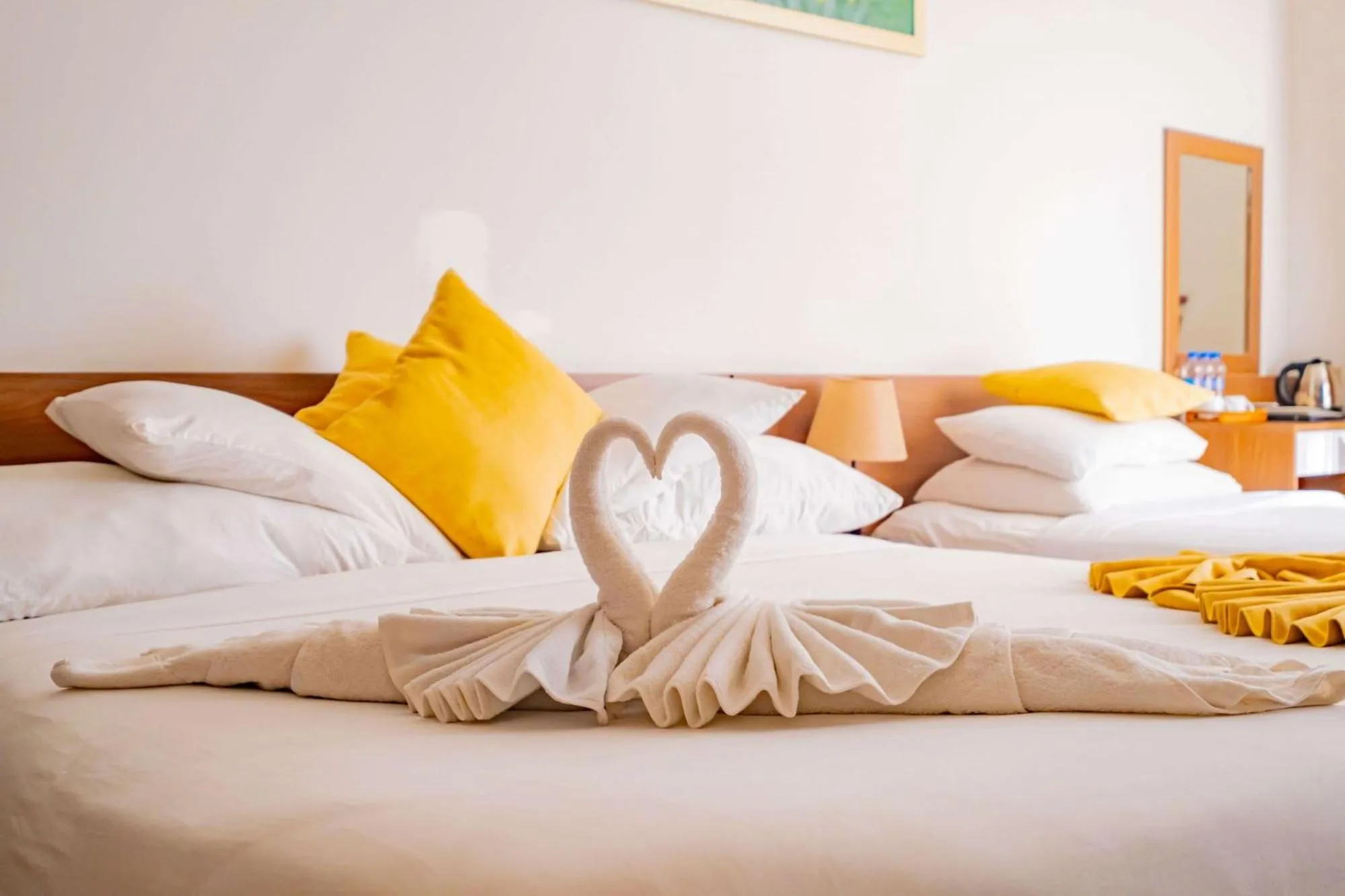 Bed in Hoi An Majestic Villa