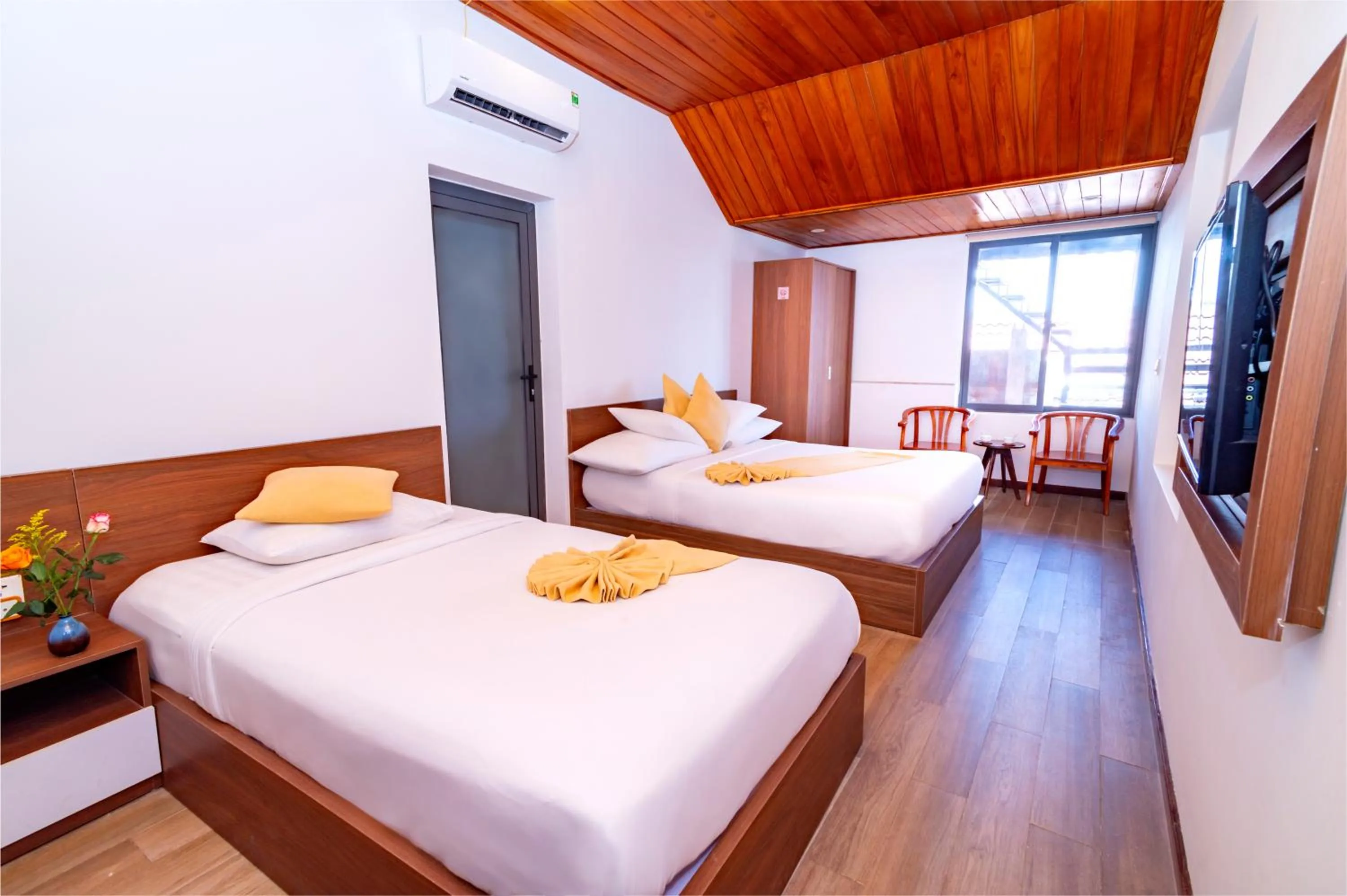 Bedroom, Bed in Hoi An Majestic Villa