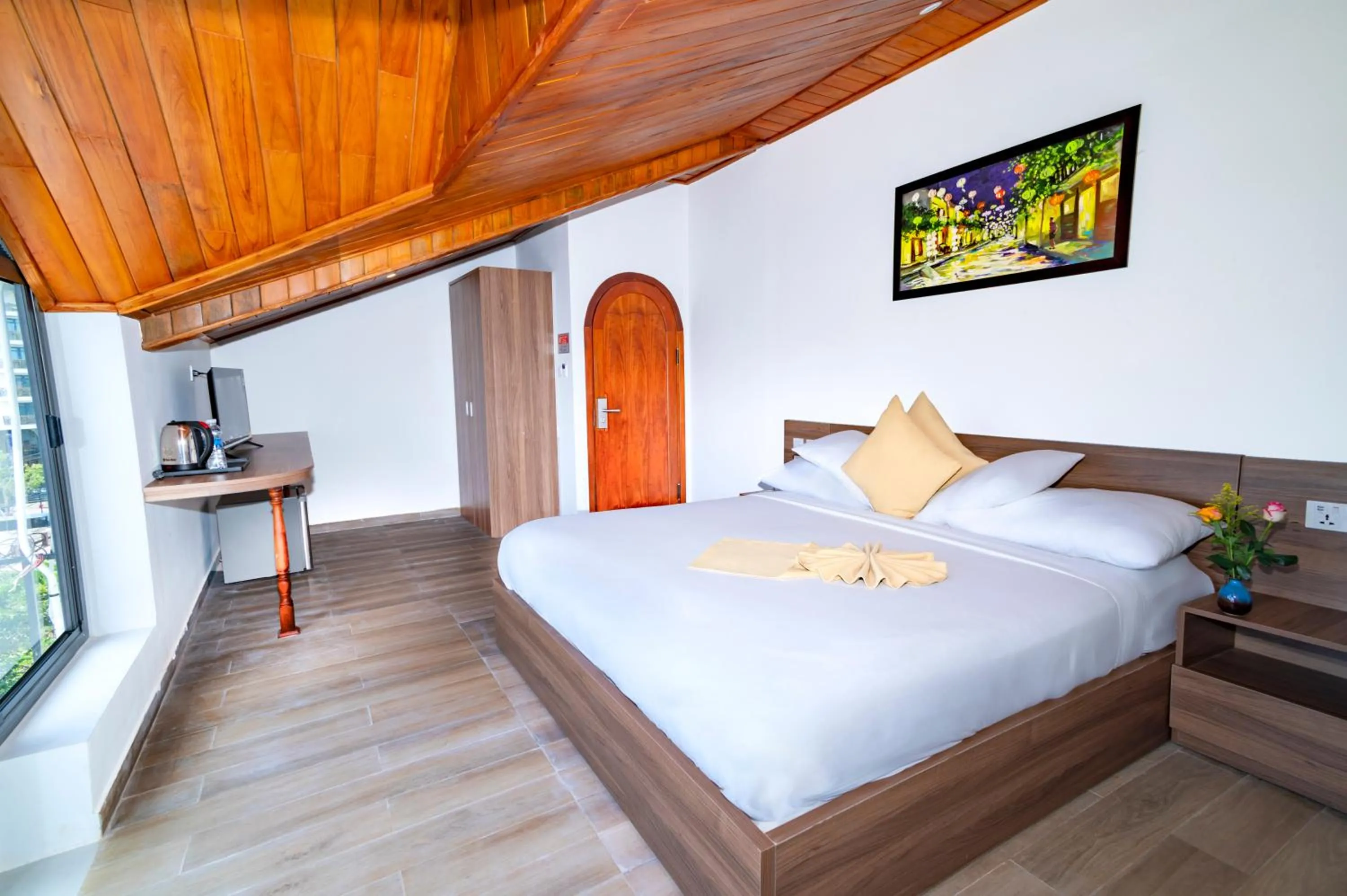 Photo of the whole room, Bed in Hoi An Majestic Villa