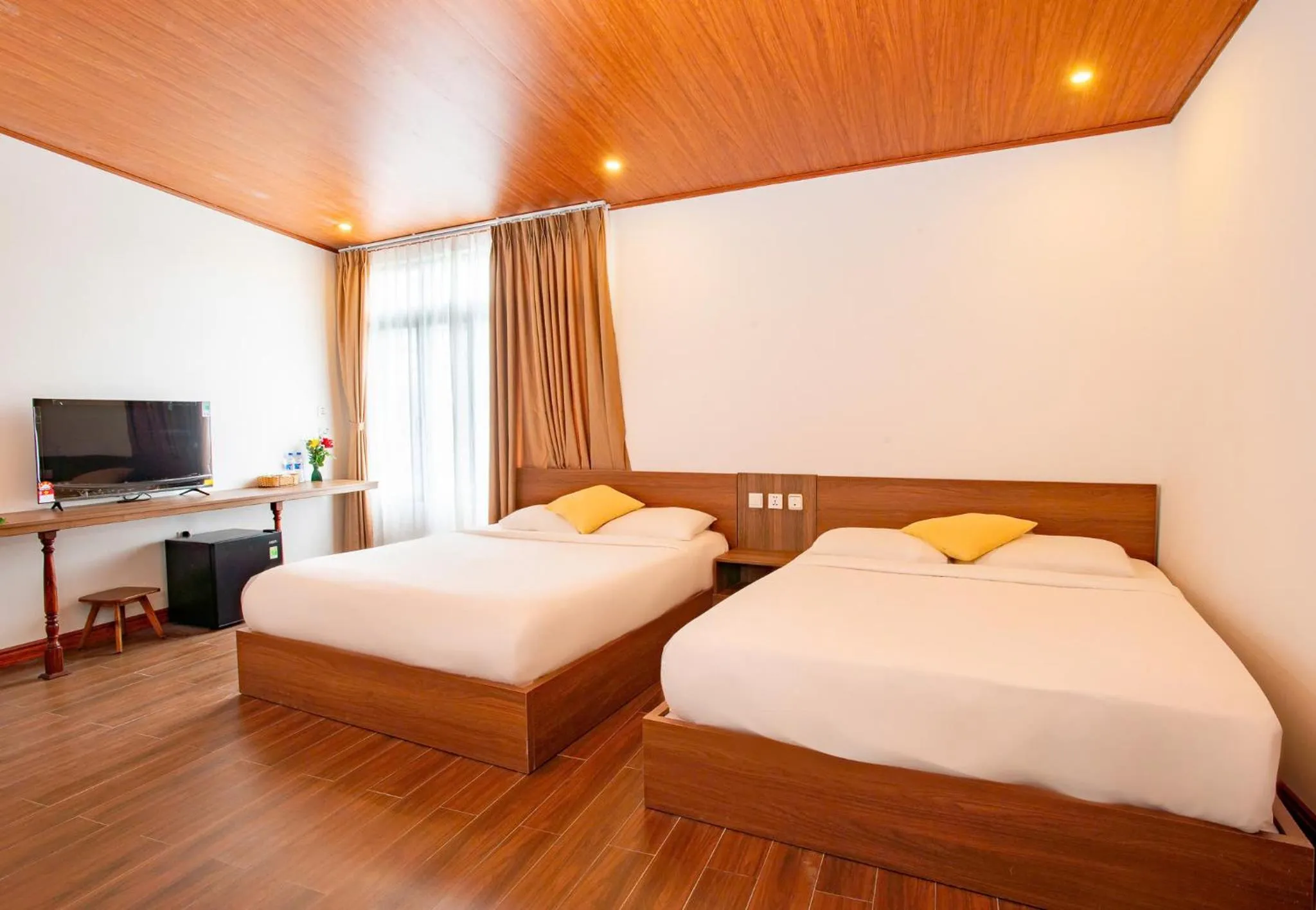 Photo of the whole room, Bed in Hoi An Majestic Villa