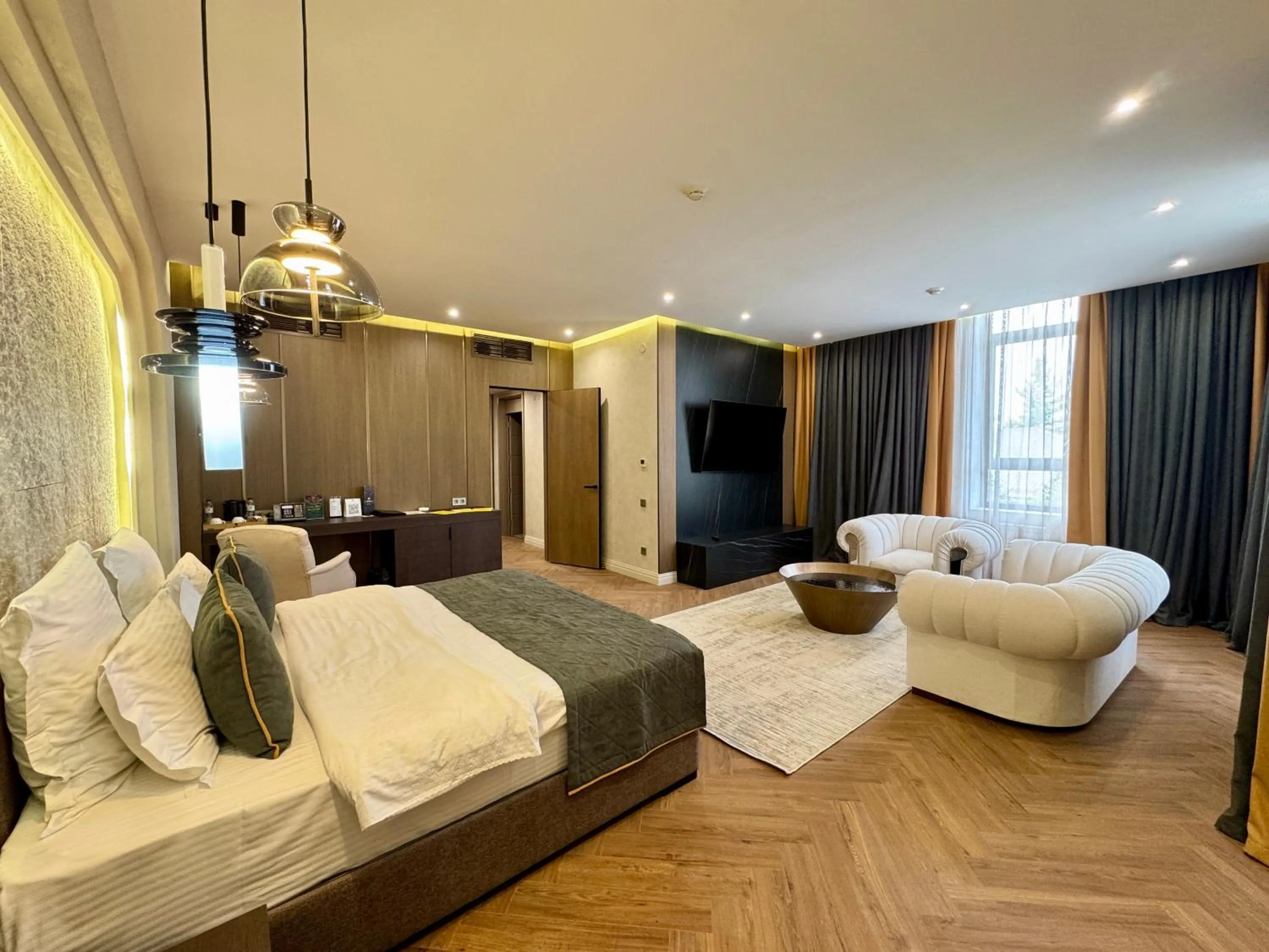 bunk bed, Bed in Donatello Boutique Hotel