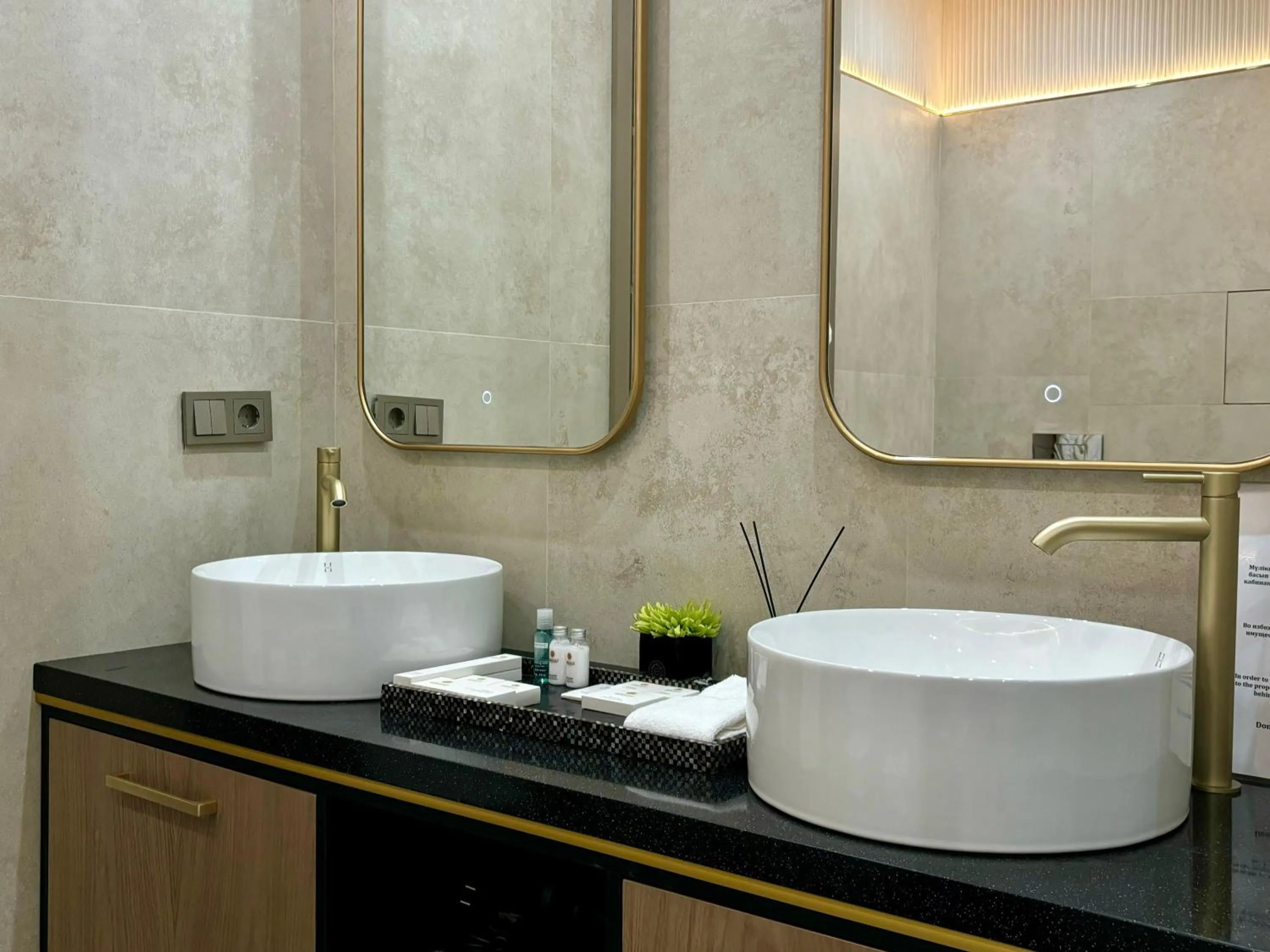 Bathroom in Donatello Boutique Hotel