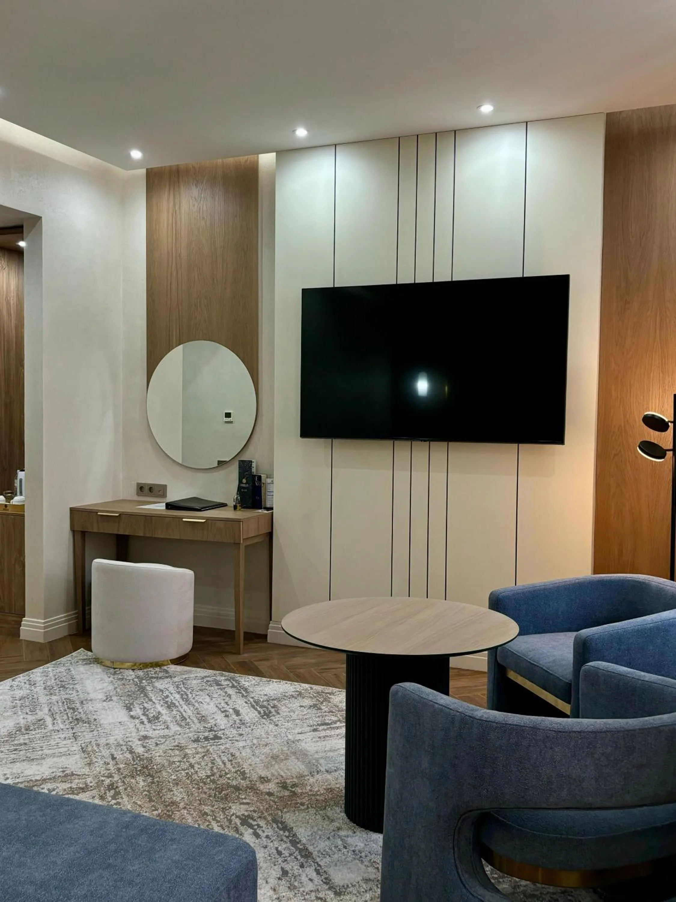 TV and multimedia in Donatello Boutique Hotel