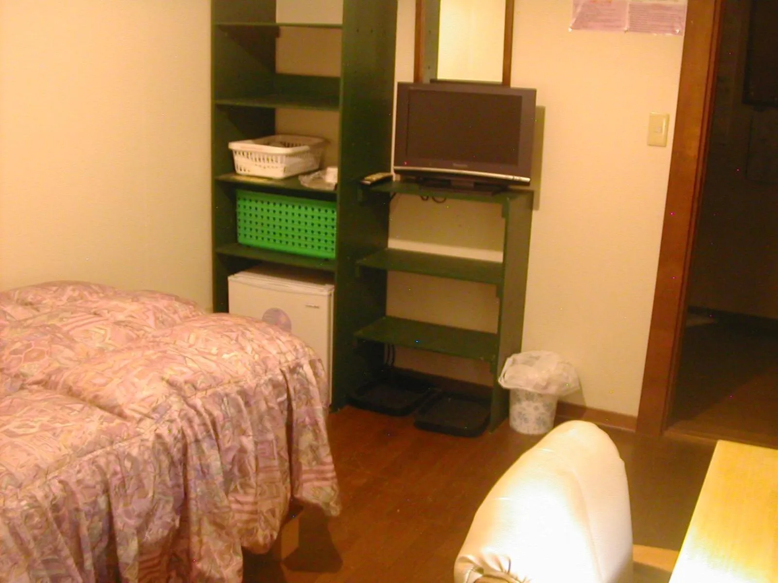 Bedroom, Bed in Bistare Kana