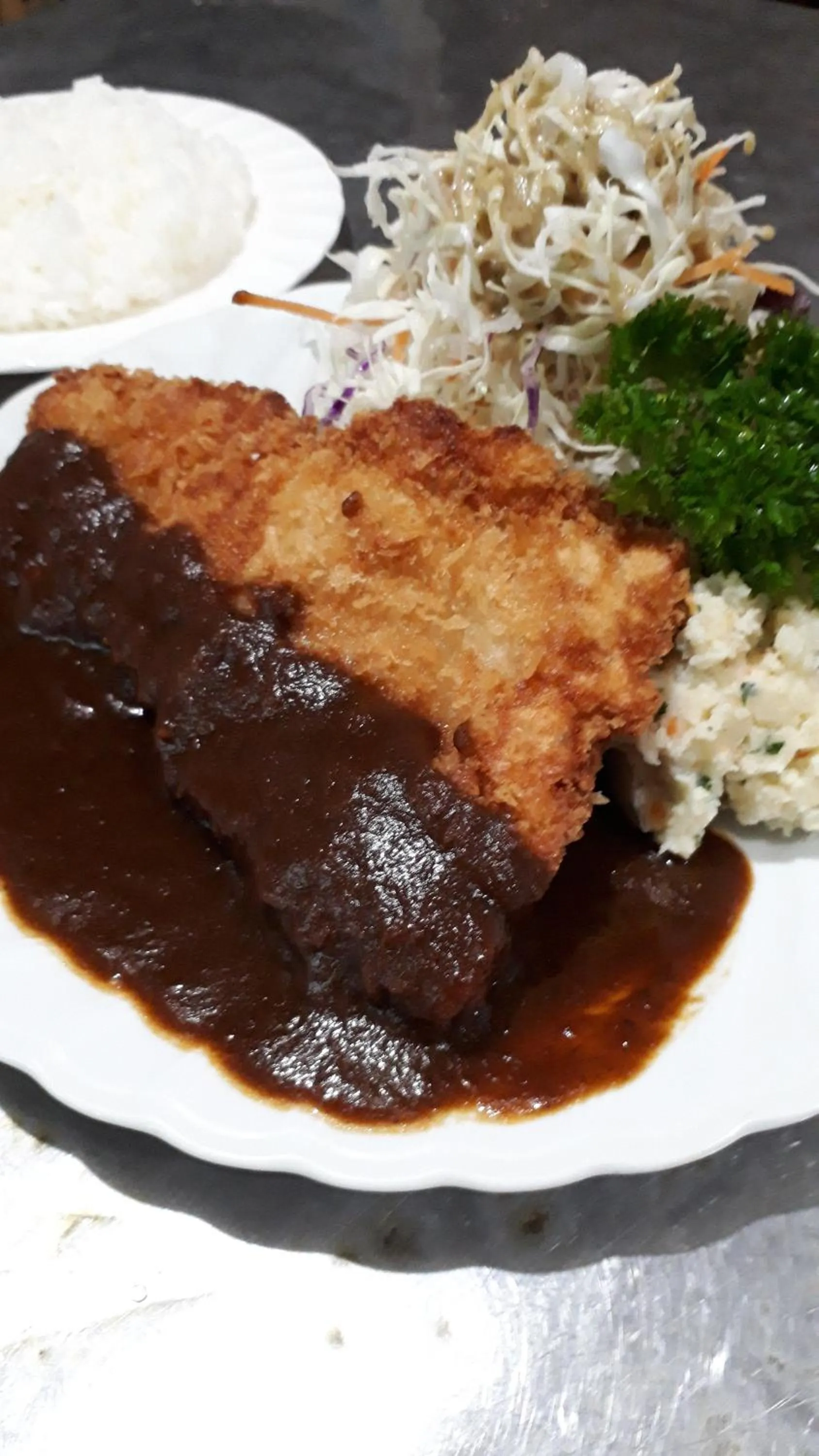 Restaurant/places to eat in Bistare Kana