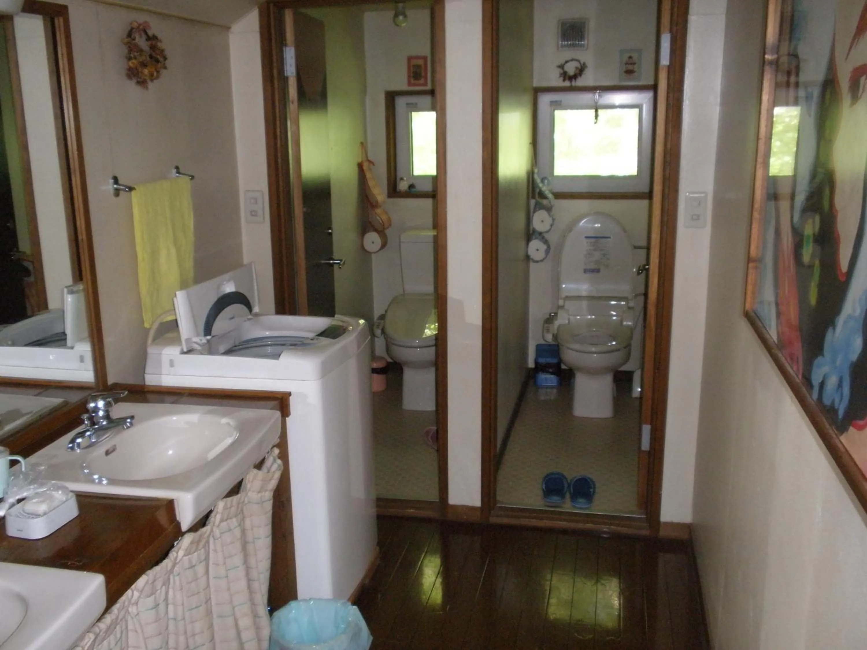 Toilet in Bistare Kana