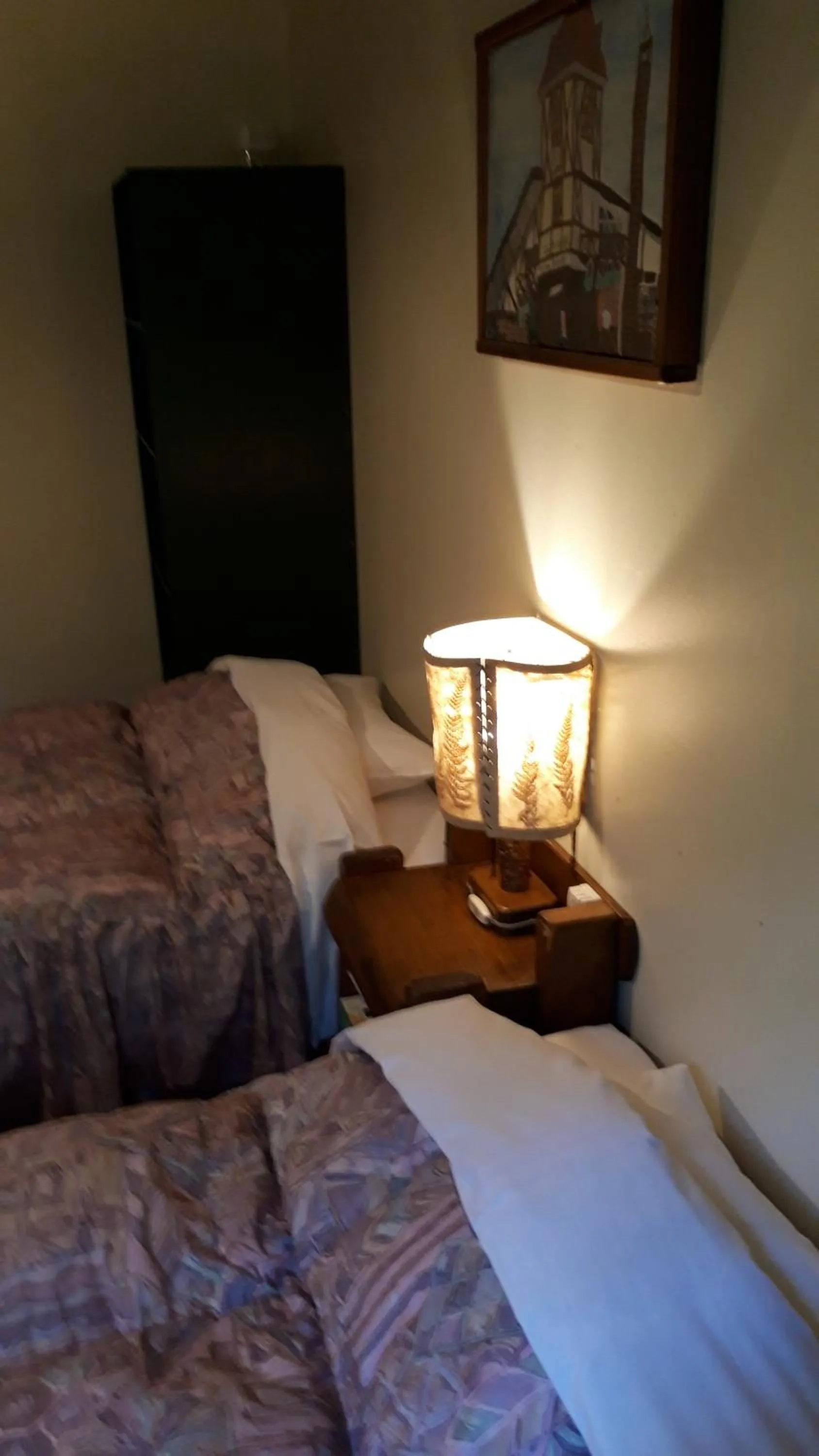 Photo of the whole room, Bed in Bistare Kana