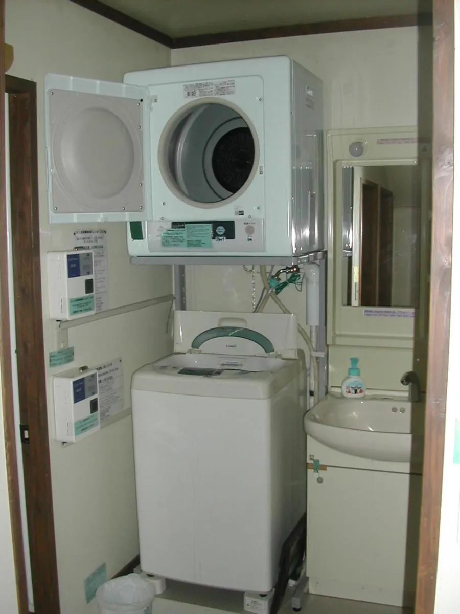 washing machine in Bistare Kana