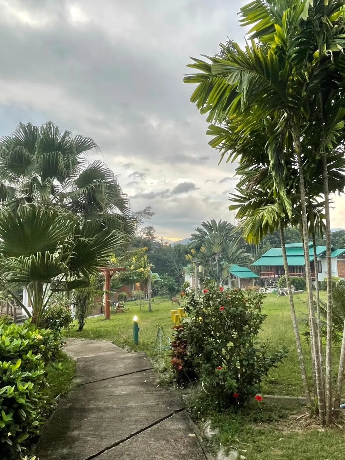 Pai Love & Baan Chonphao Resort