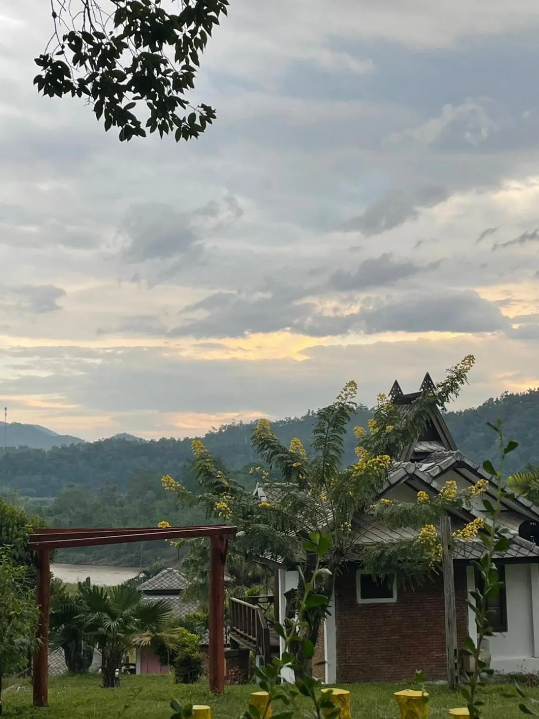 Pai Love & Baan Chonphao Resort