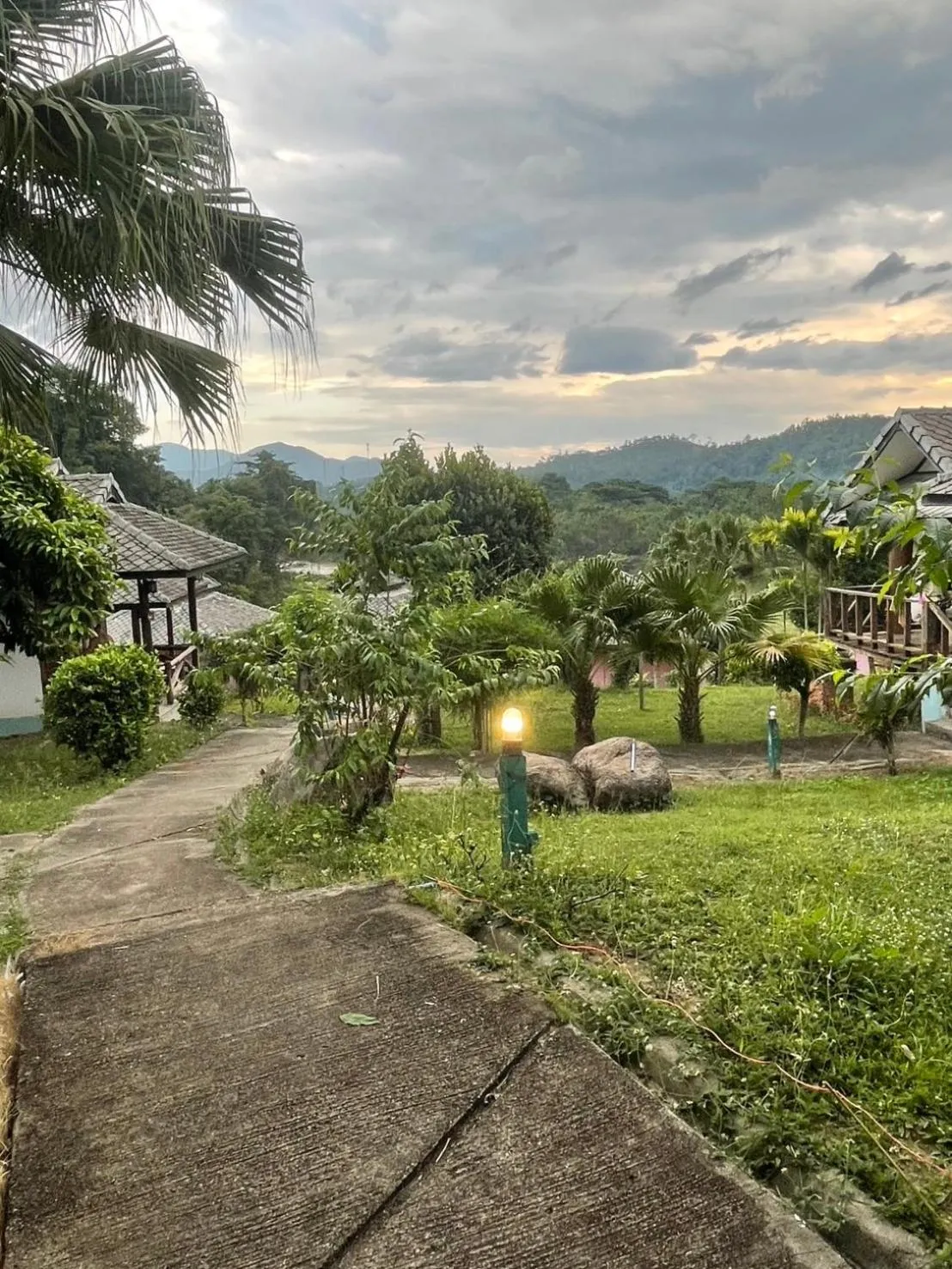 Pai Love & Baan Chonphao Resort