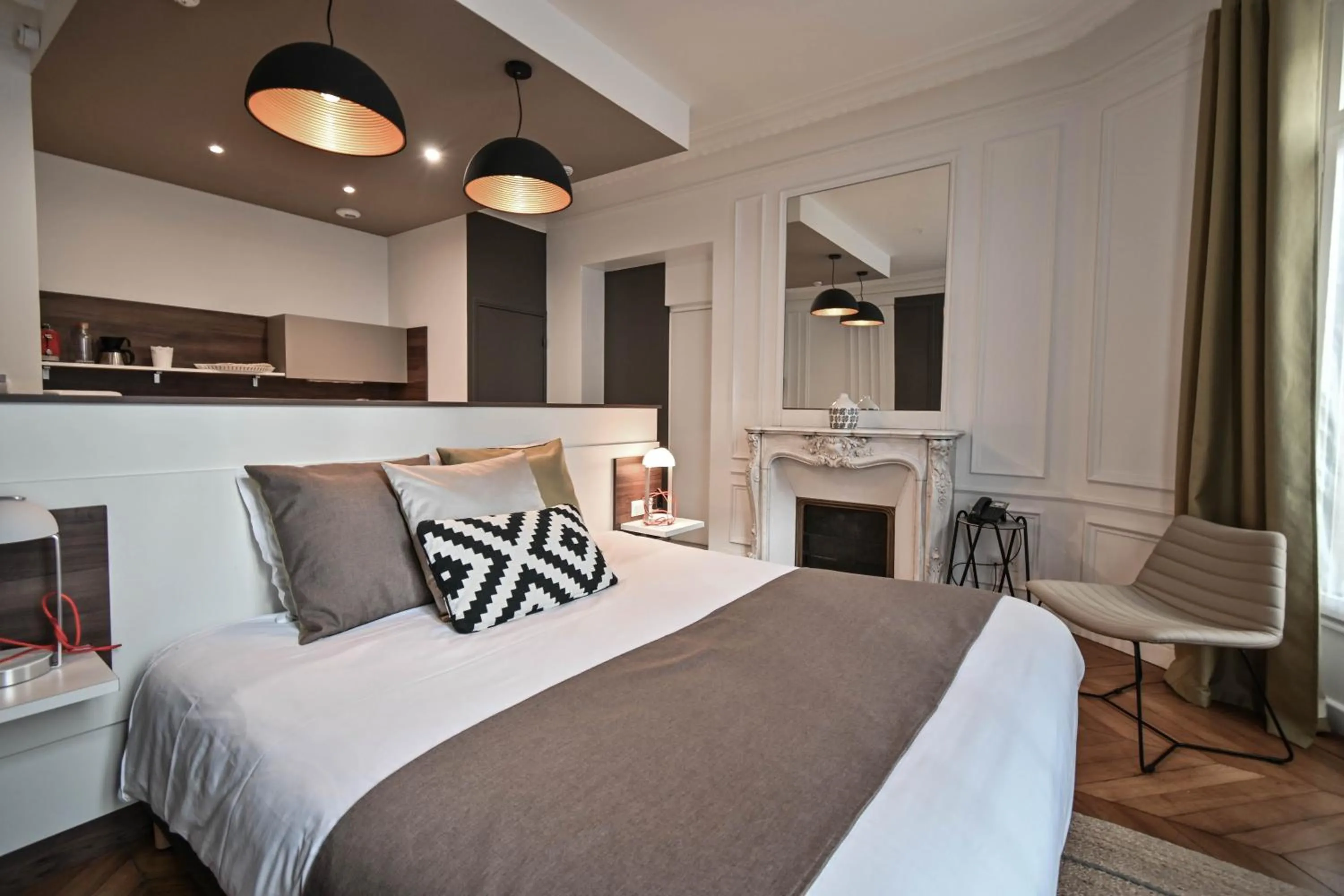 Bed in Les cles du 27 Paris