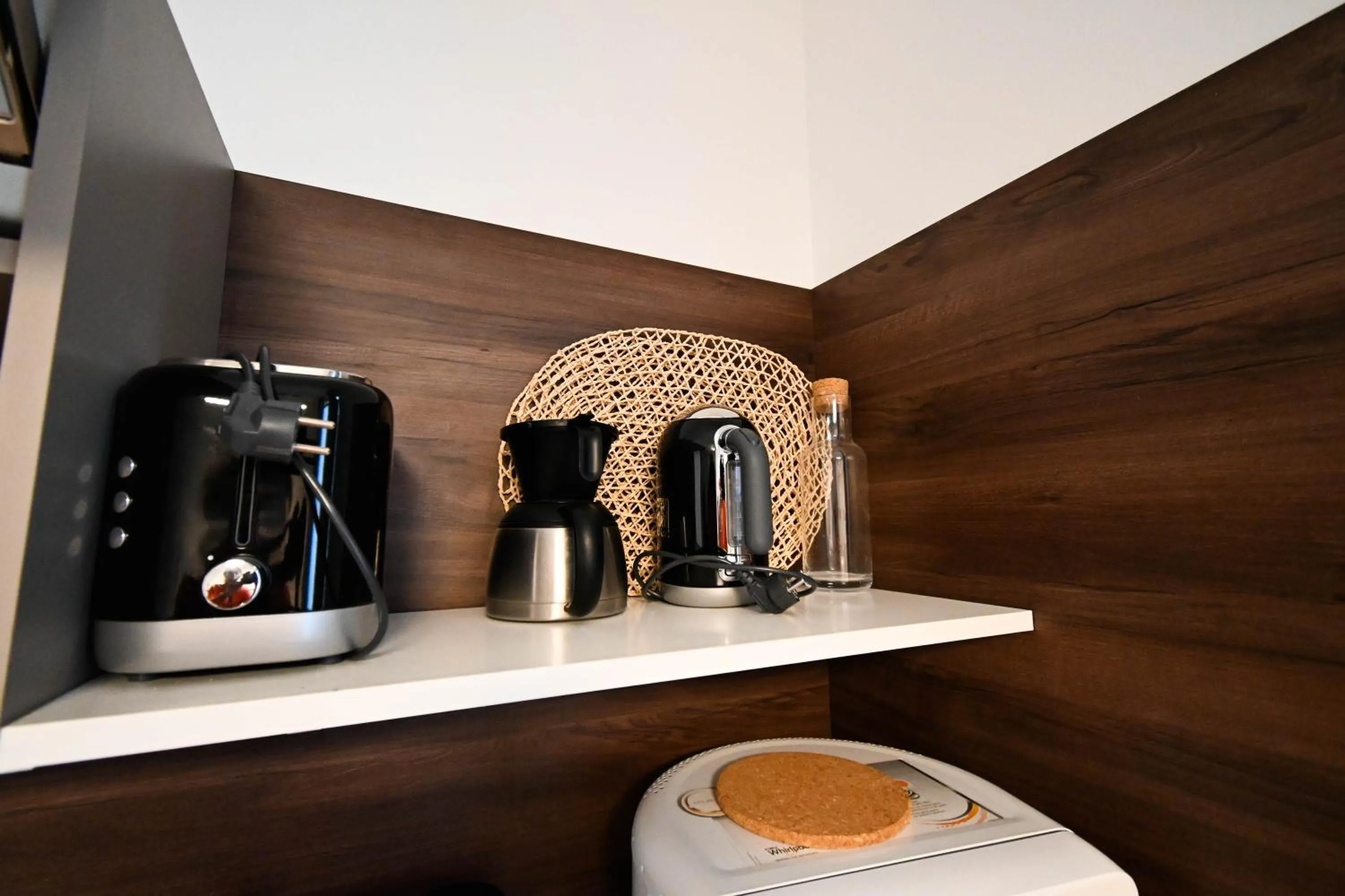 Coffee/tea facilities in Les cles du 27 Paris