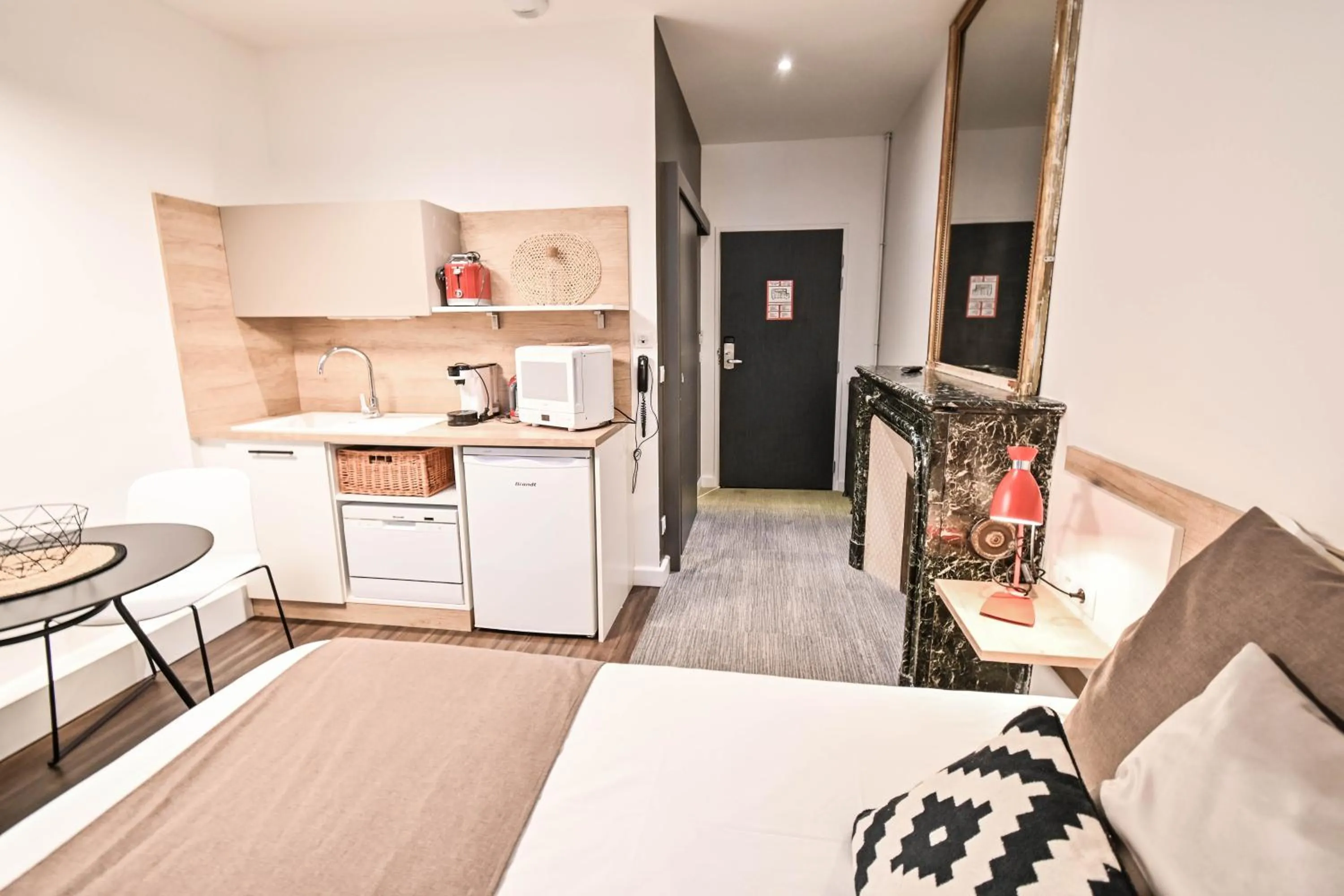 Bed in Les cles du 27 Paris