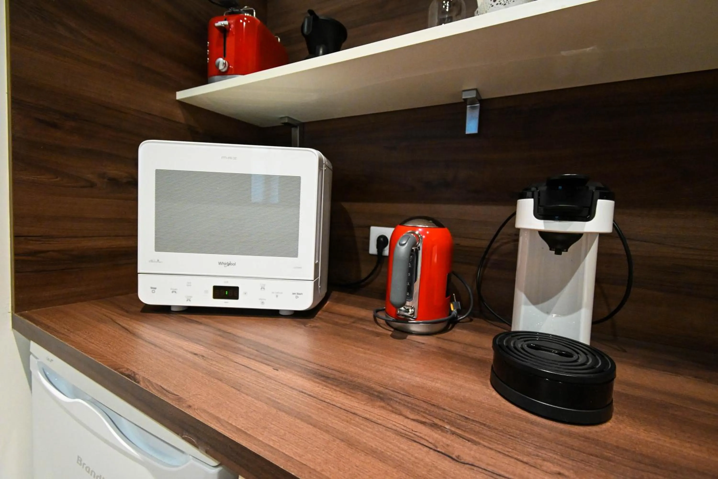 Coffee/tea facilities in Les cles du 27 Paris