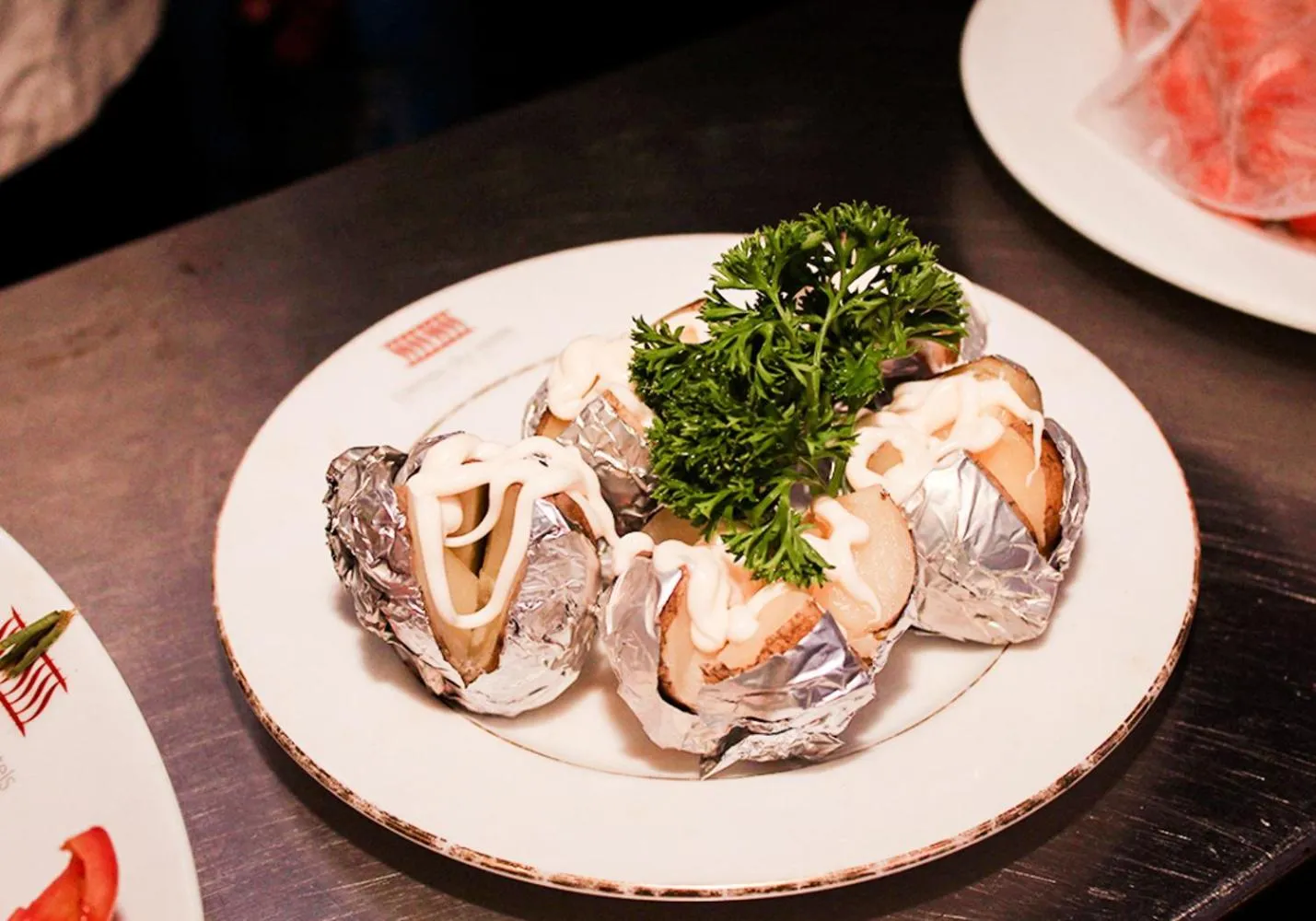 Food and drinks in Colombo City Hotels (Pvt) Ltd