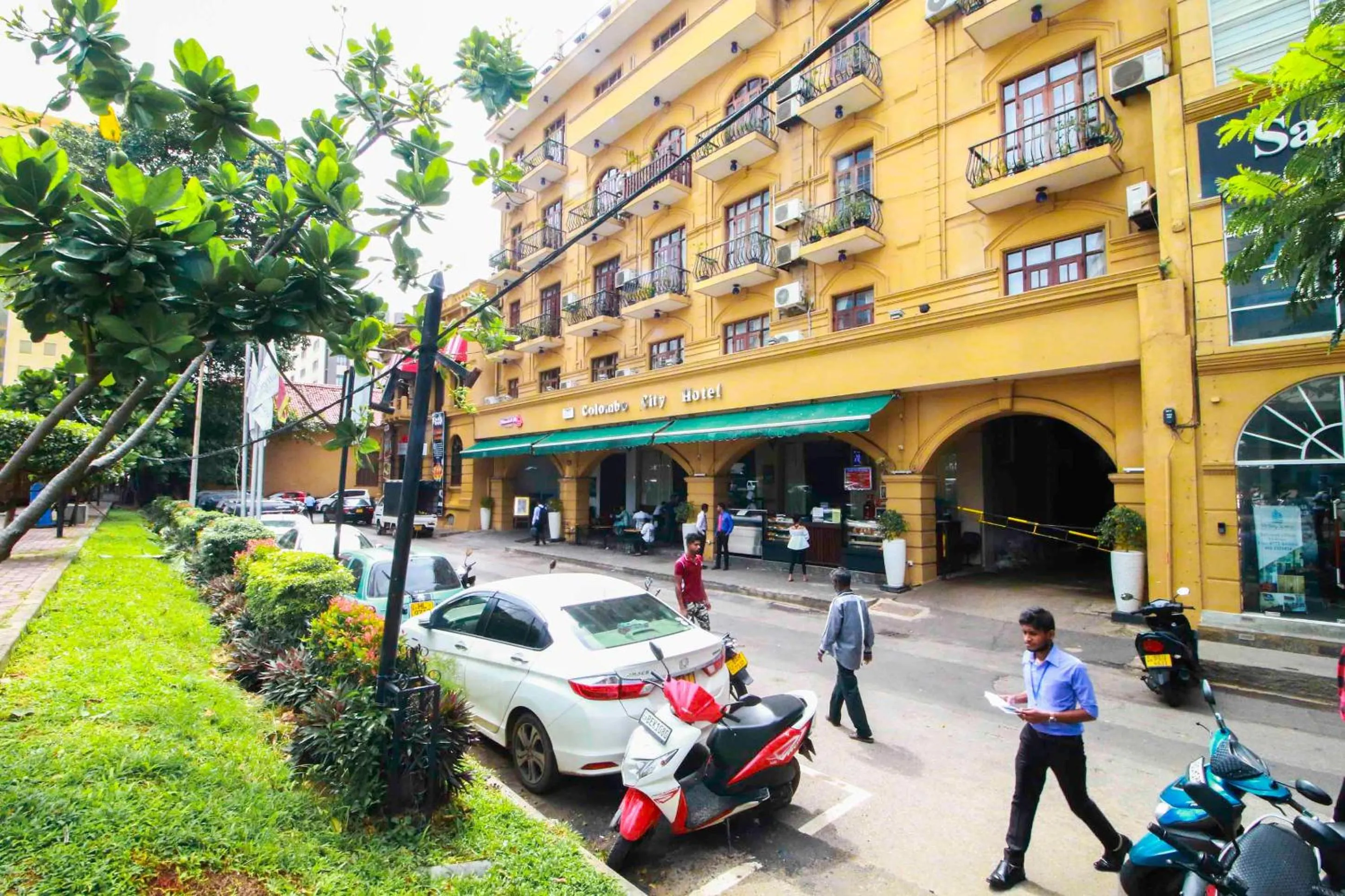 People in Colombo City Hotels (Pvt) Ltd