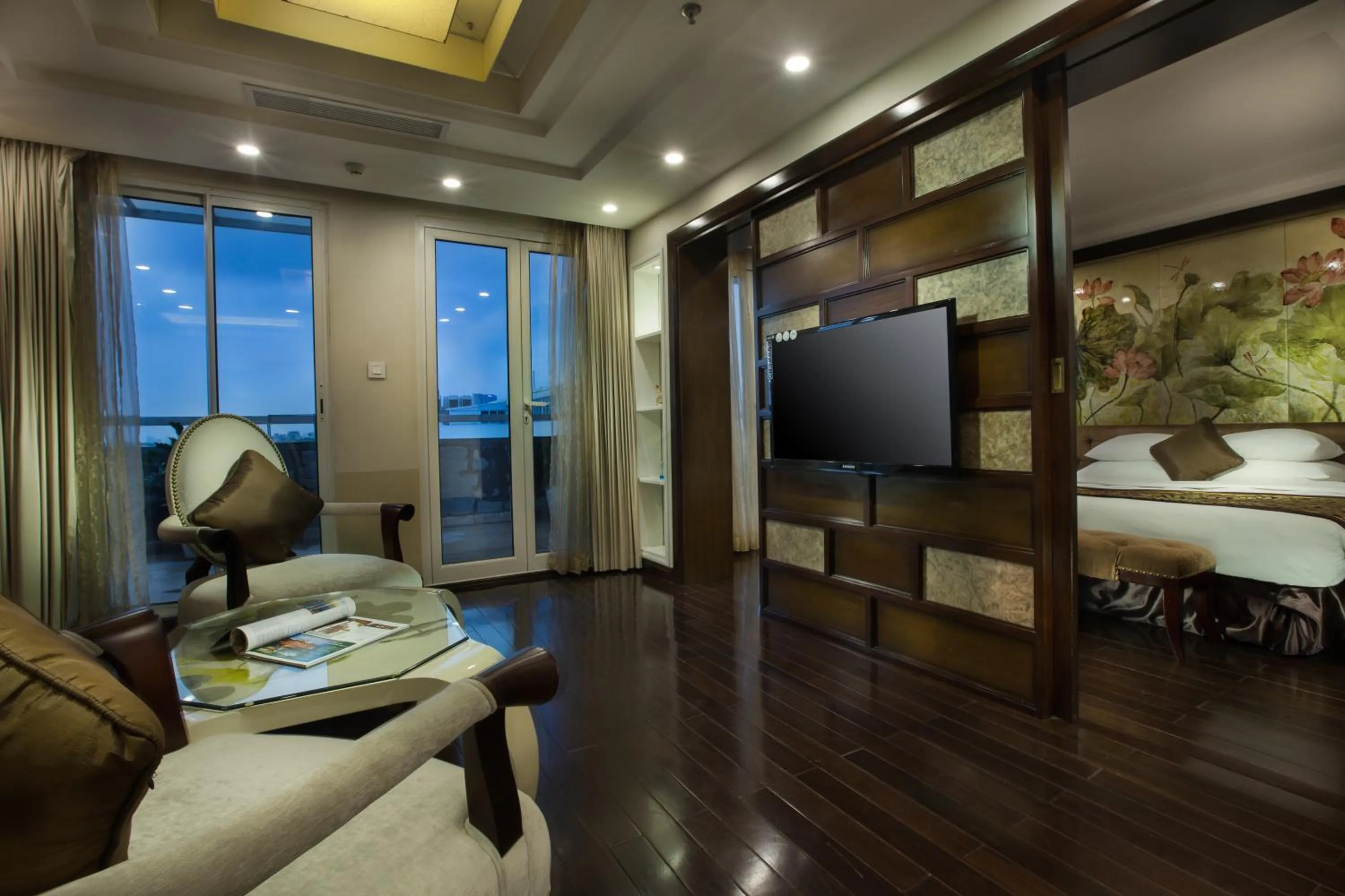 Living room, Bed in Golden Silk Boutique Hotel