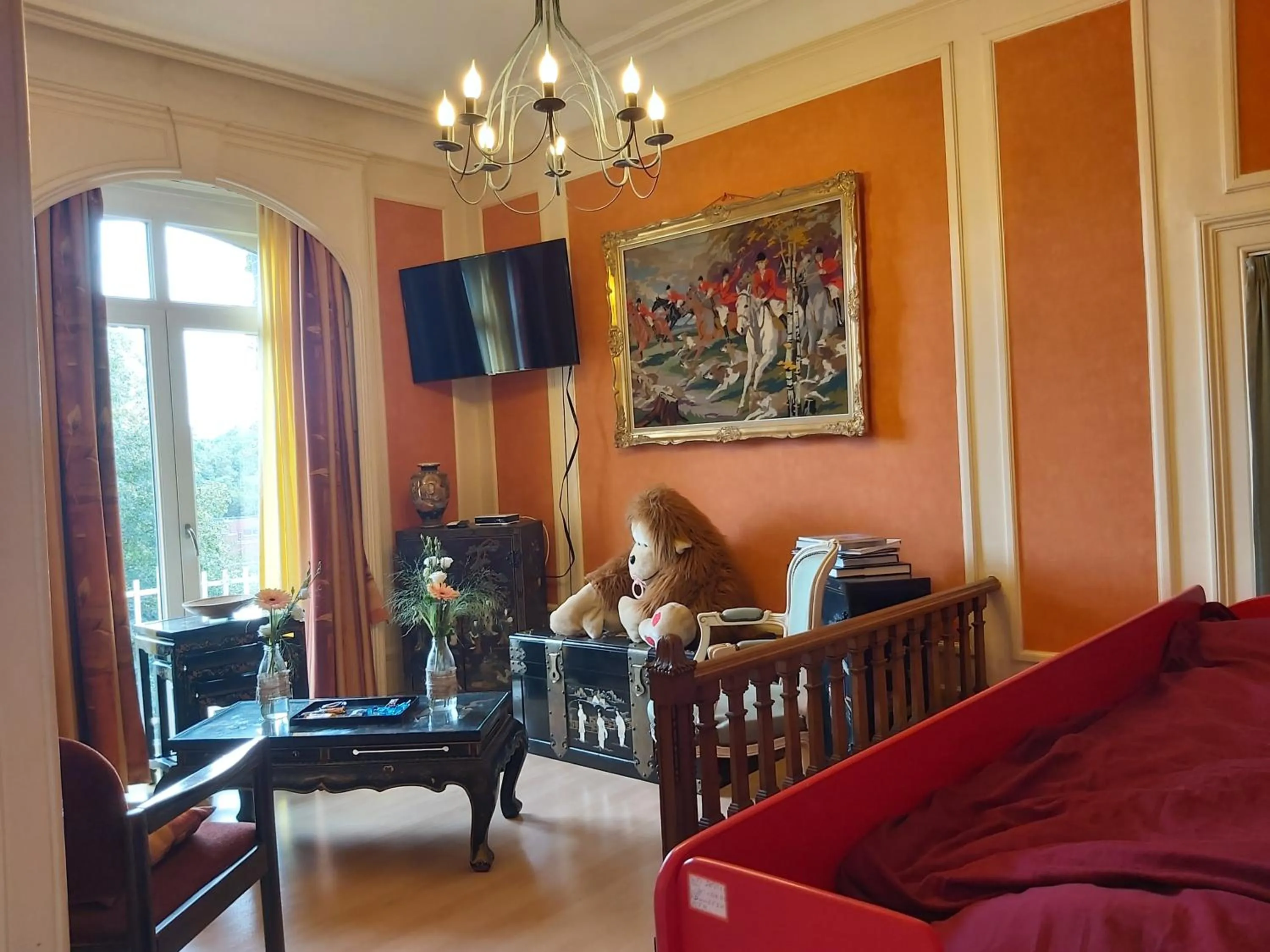 Bedroom in Château Lambert Moulinsart Hotel, shuttle airport, long term parking, snooker, large terrasse, dinner, breakfast