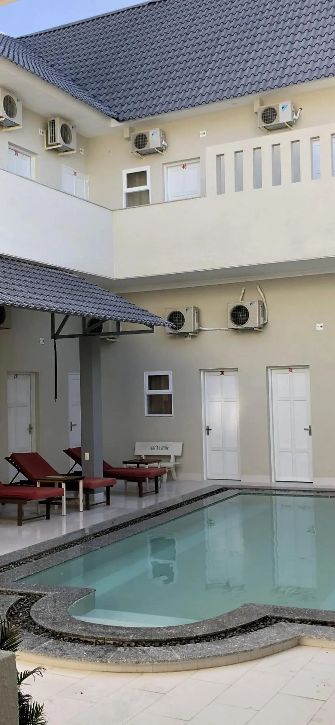 Swimming pool in Mui Ne Hills Budget Hotel