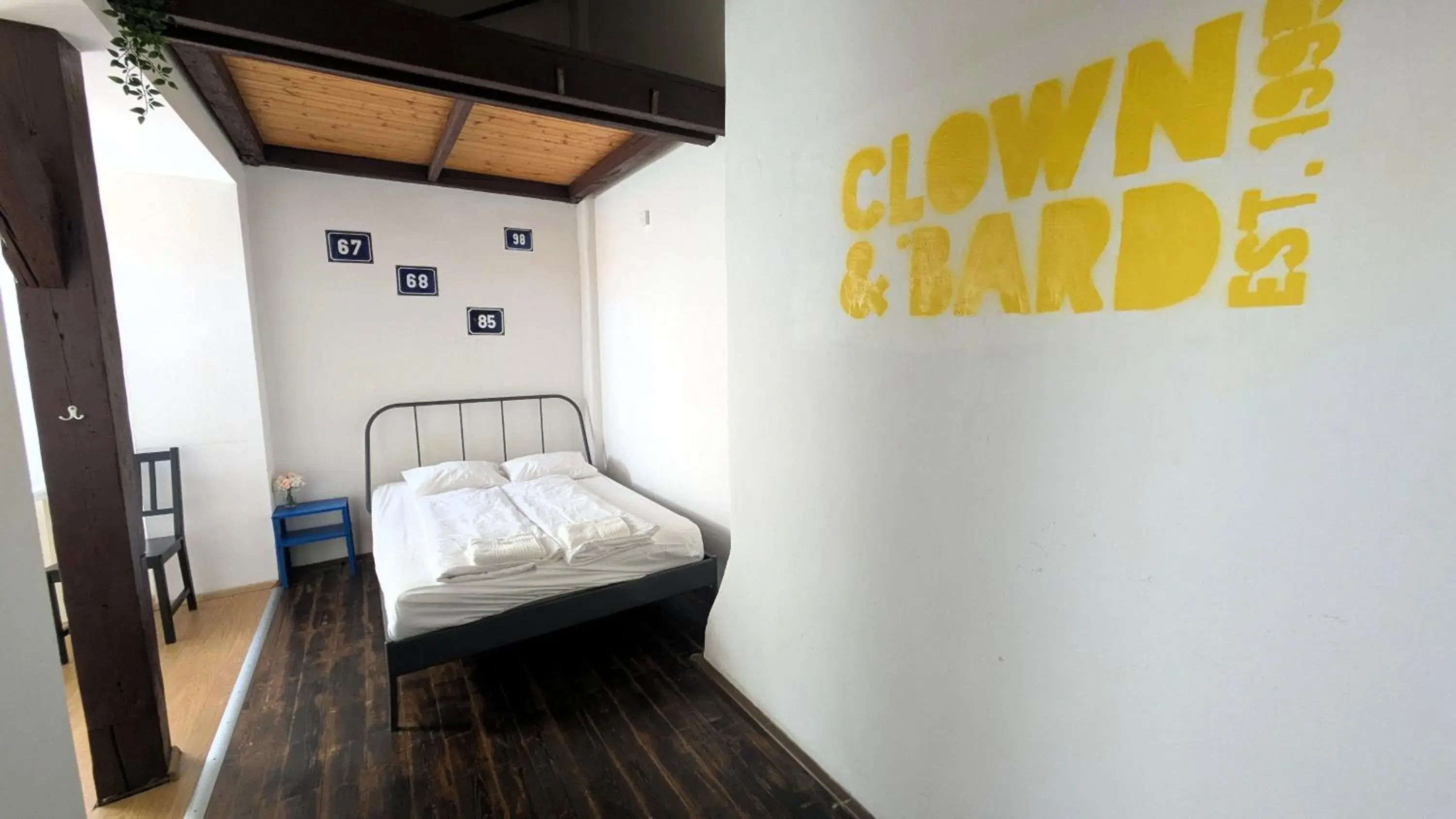 Double or Twin Room with Private Bathroom in Clown and Bard Hostel Double or Twin Room with Private Bathroom in Clown and Bard Hostel