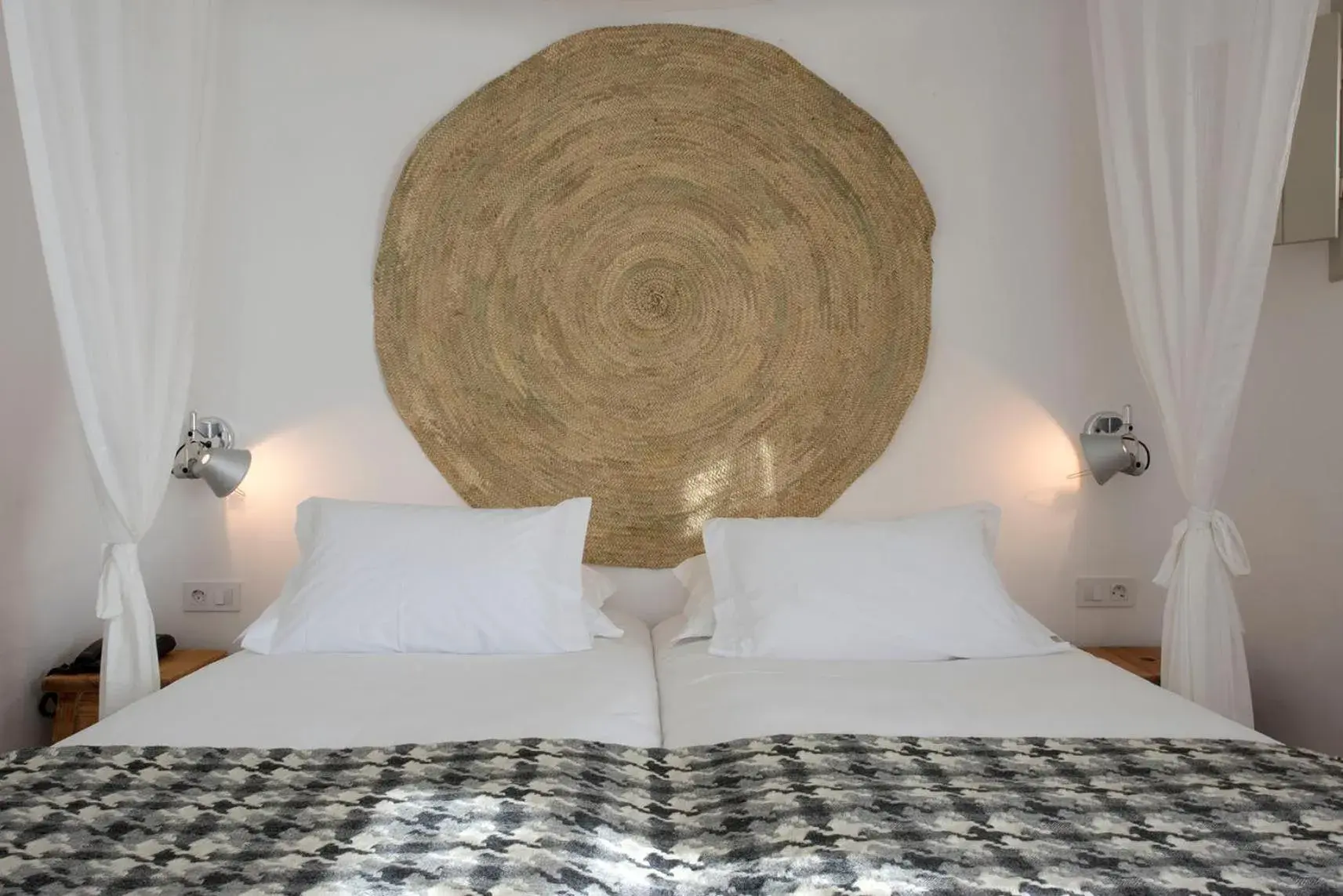 Double or Twin Room with Partial Sea View in Herdade Do Touril Double or Twin Room with Partial Sea View in Herdade Do Touril