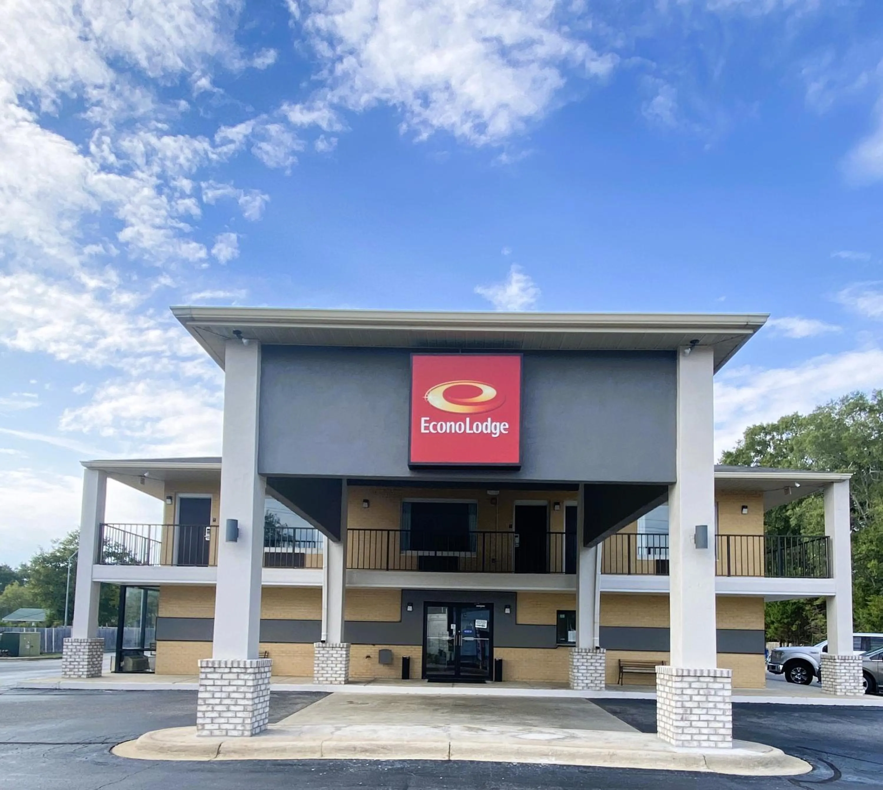 Property building in Econo Lodge Cheraw Market Street