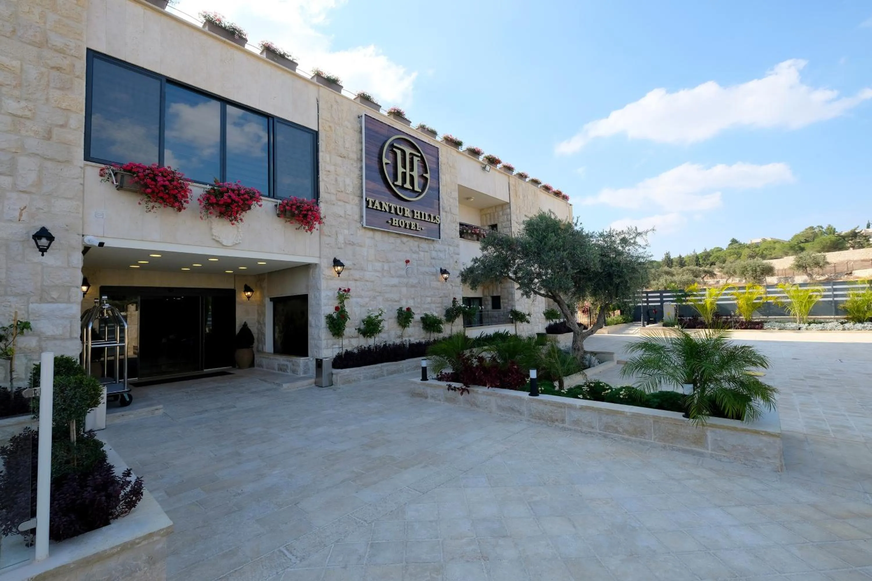 Facade/entrance in Tantur Hills Hotel - Jerusalem