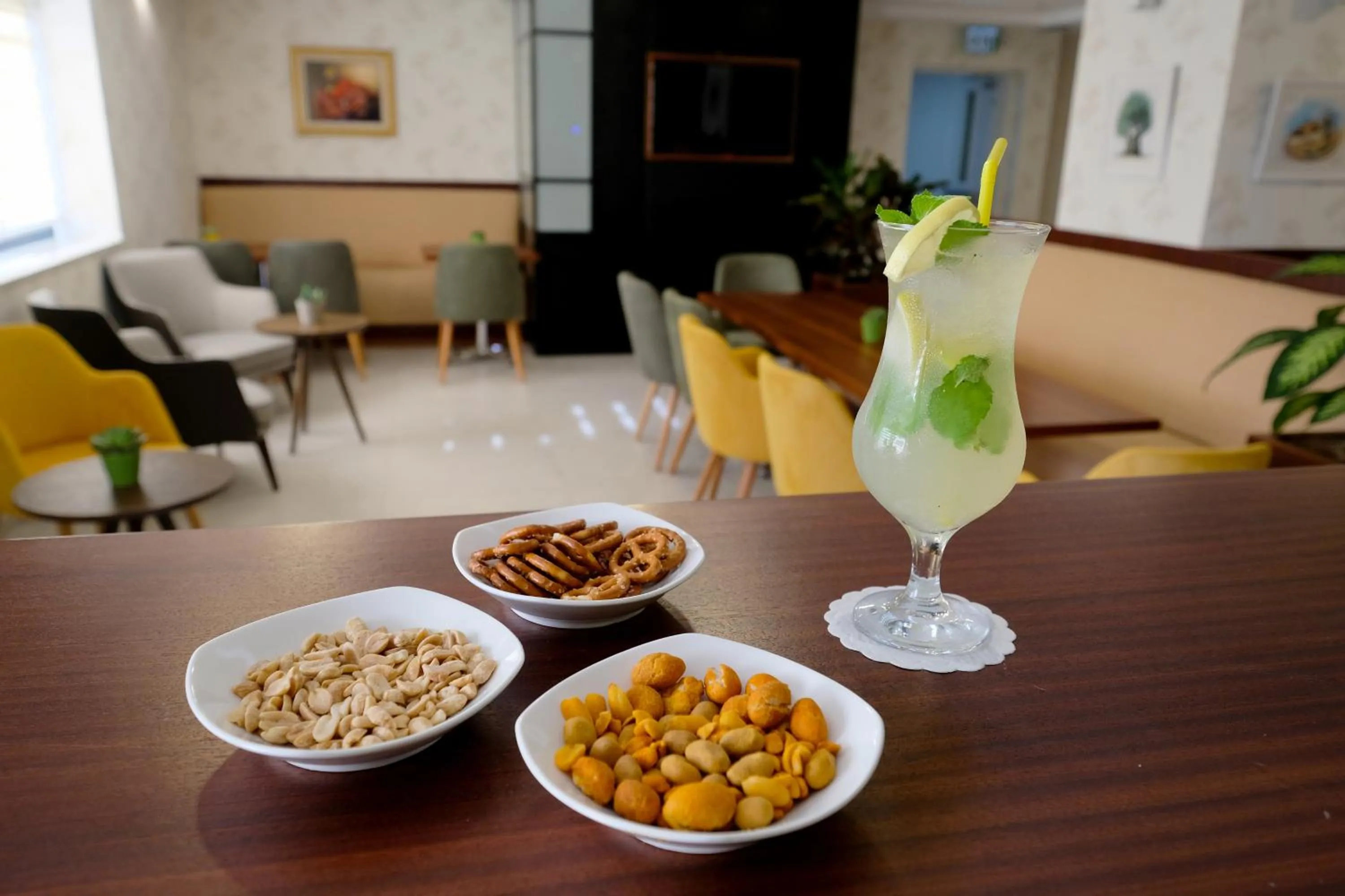 Lounge or bar in Tantur Hills Hotel - Jerusalem