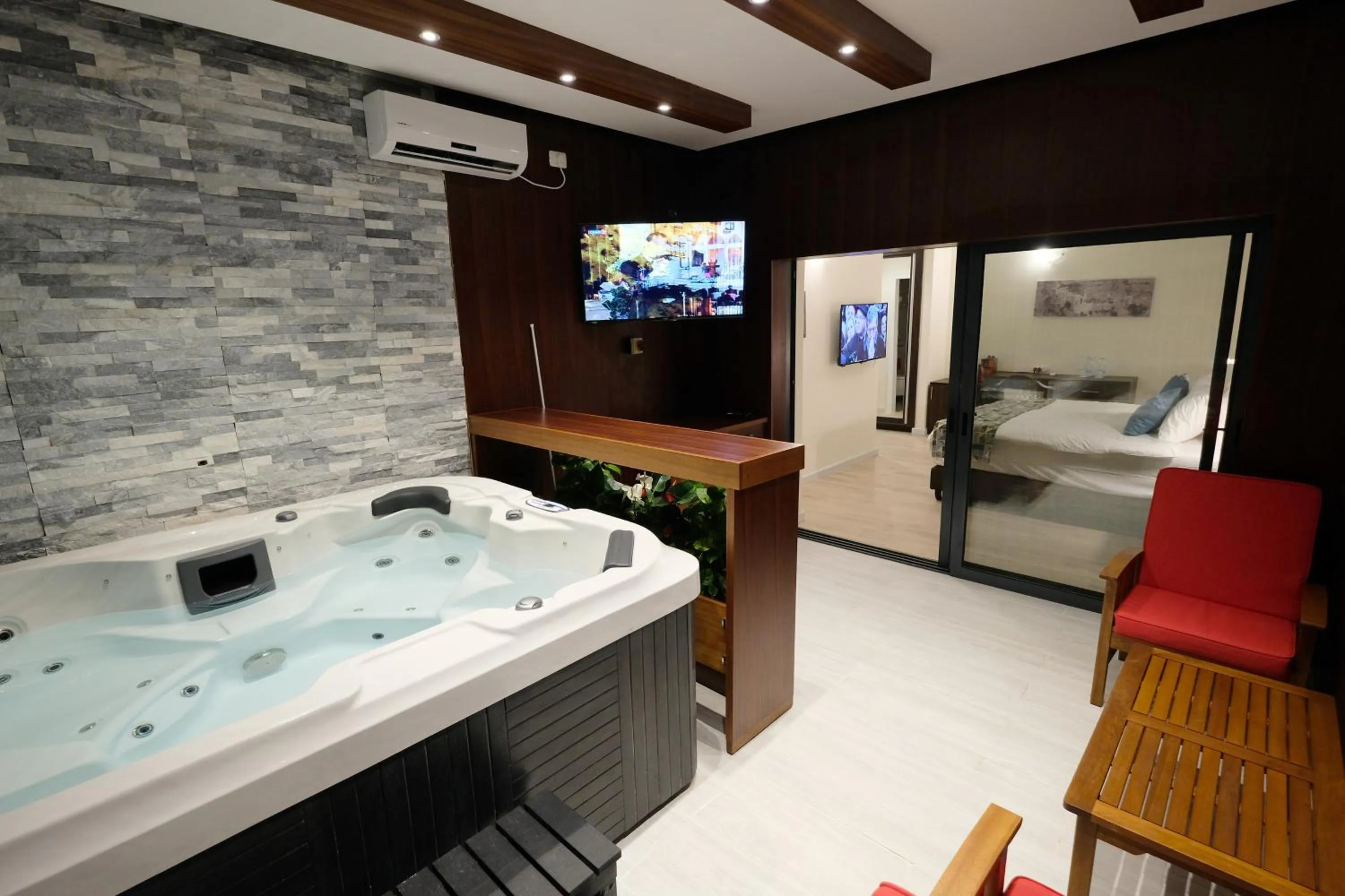 Spa and wellness centre/facilities in Tantur Hills Hotel - Jerusalem