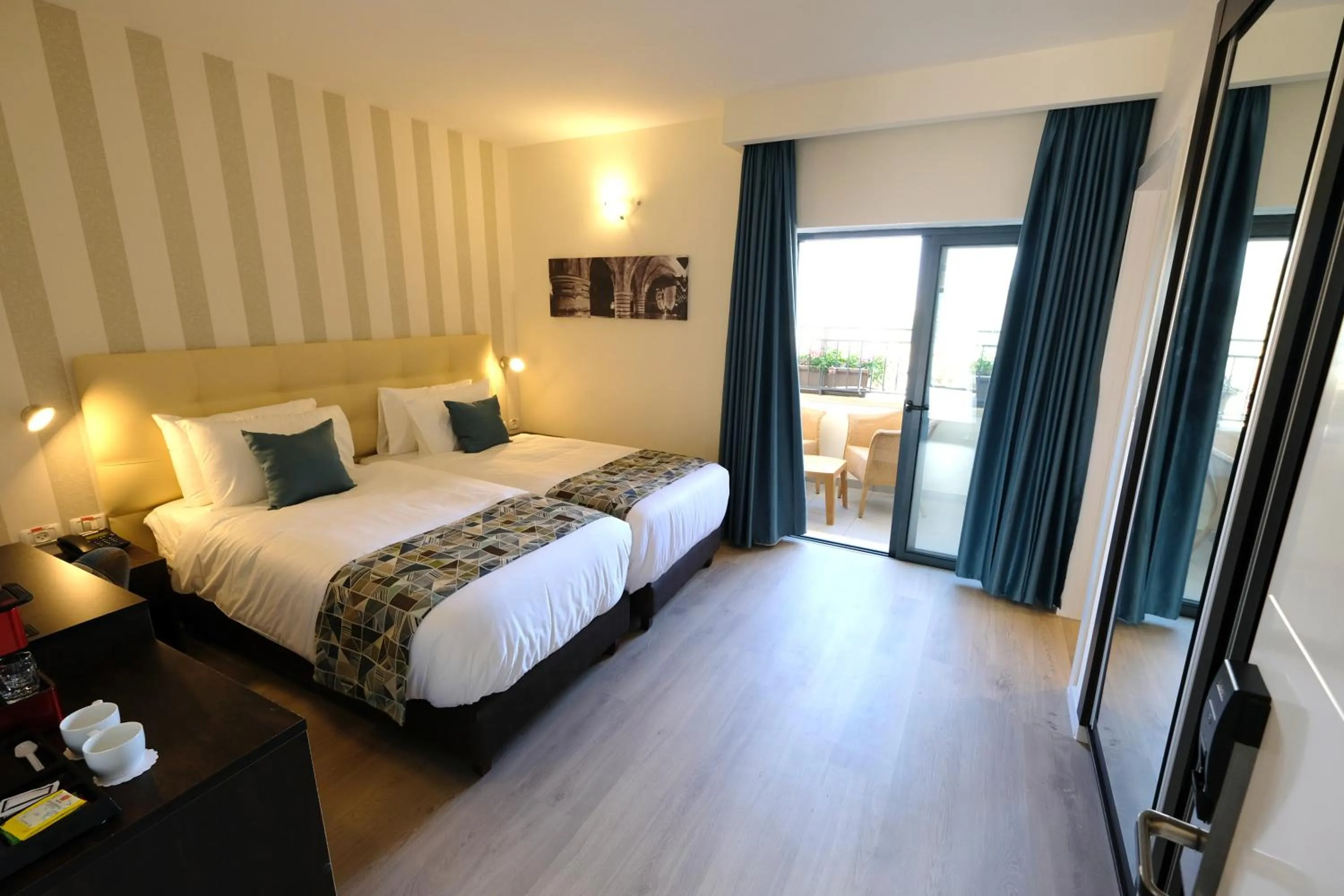 Photo of the whole room, Bed in Tantur Hills Hotel - Jerusalem