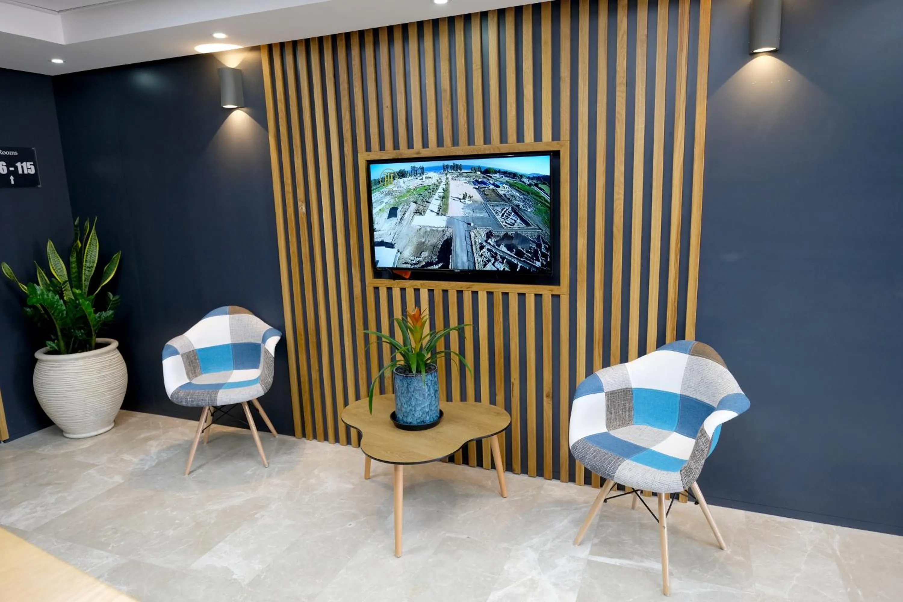 Lobby or reception in Tantur Hills Hotel - Jerusalem