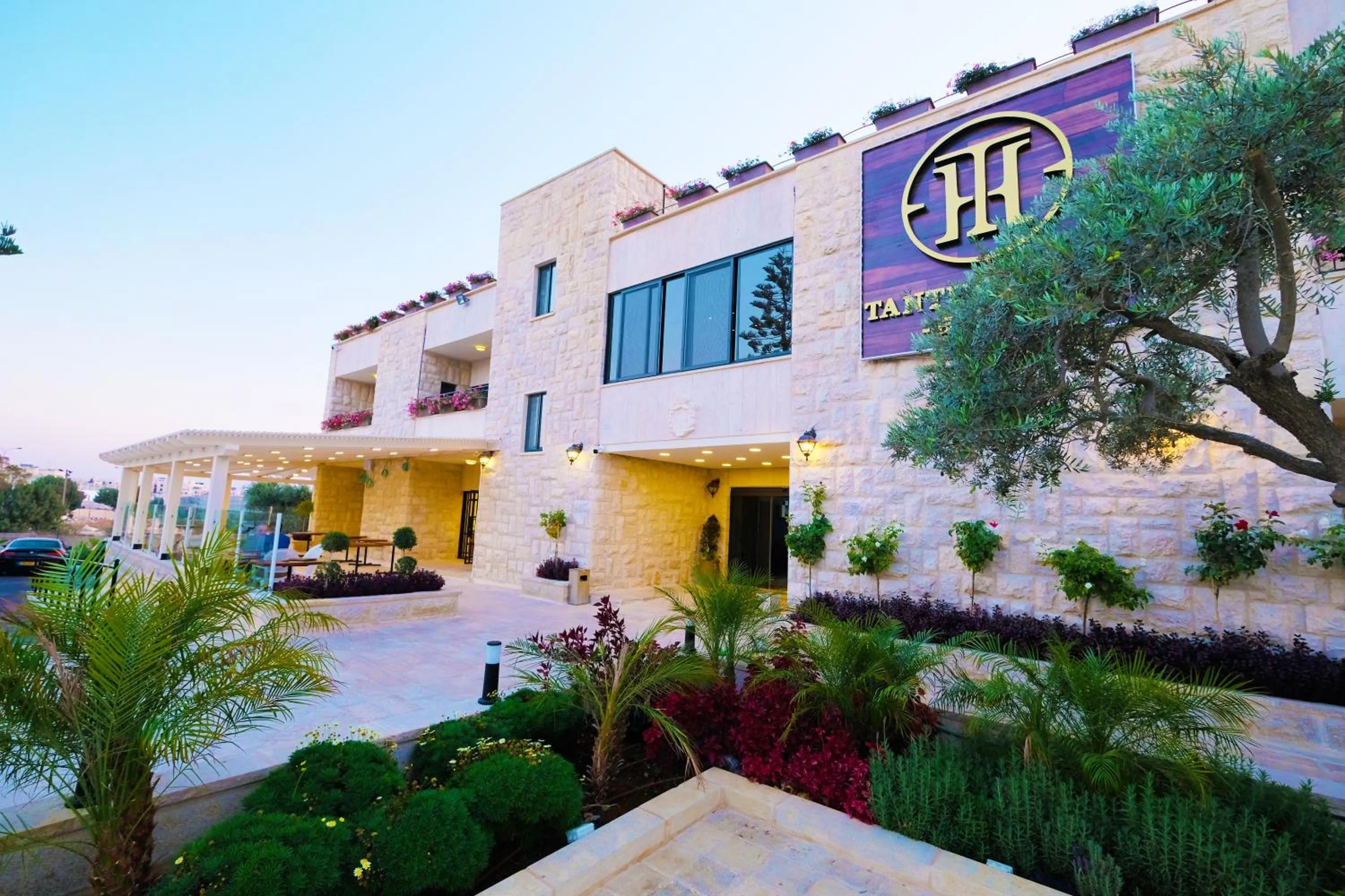 Property building in Tantur Hills Hotel - Jerusalem