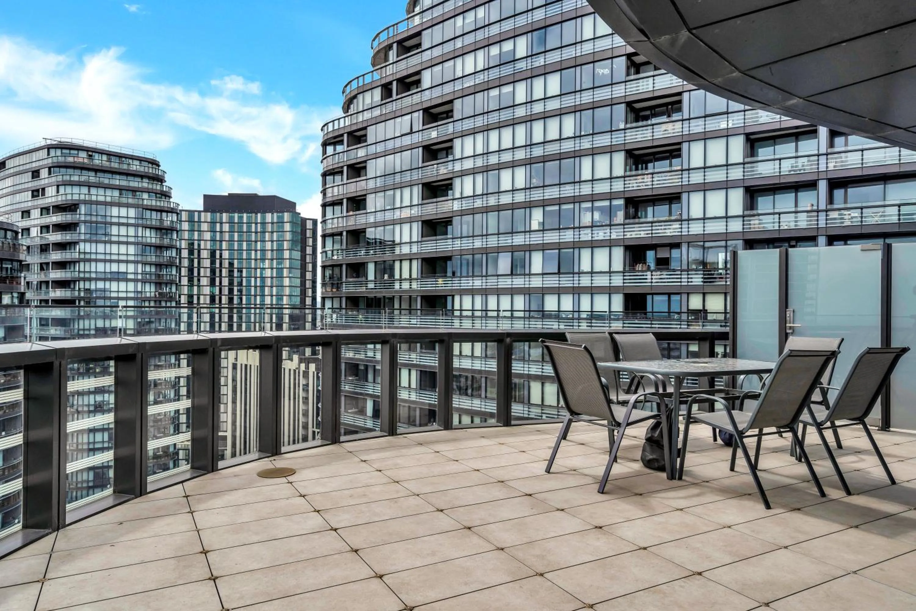 Property building in Melbourne Lifestyle Apartments - Best Views on Collins