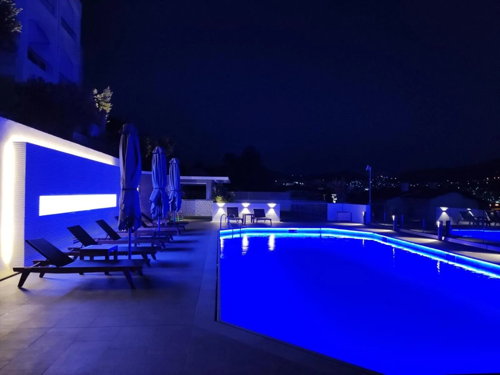 Anthemis Hotel Apartments