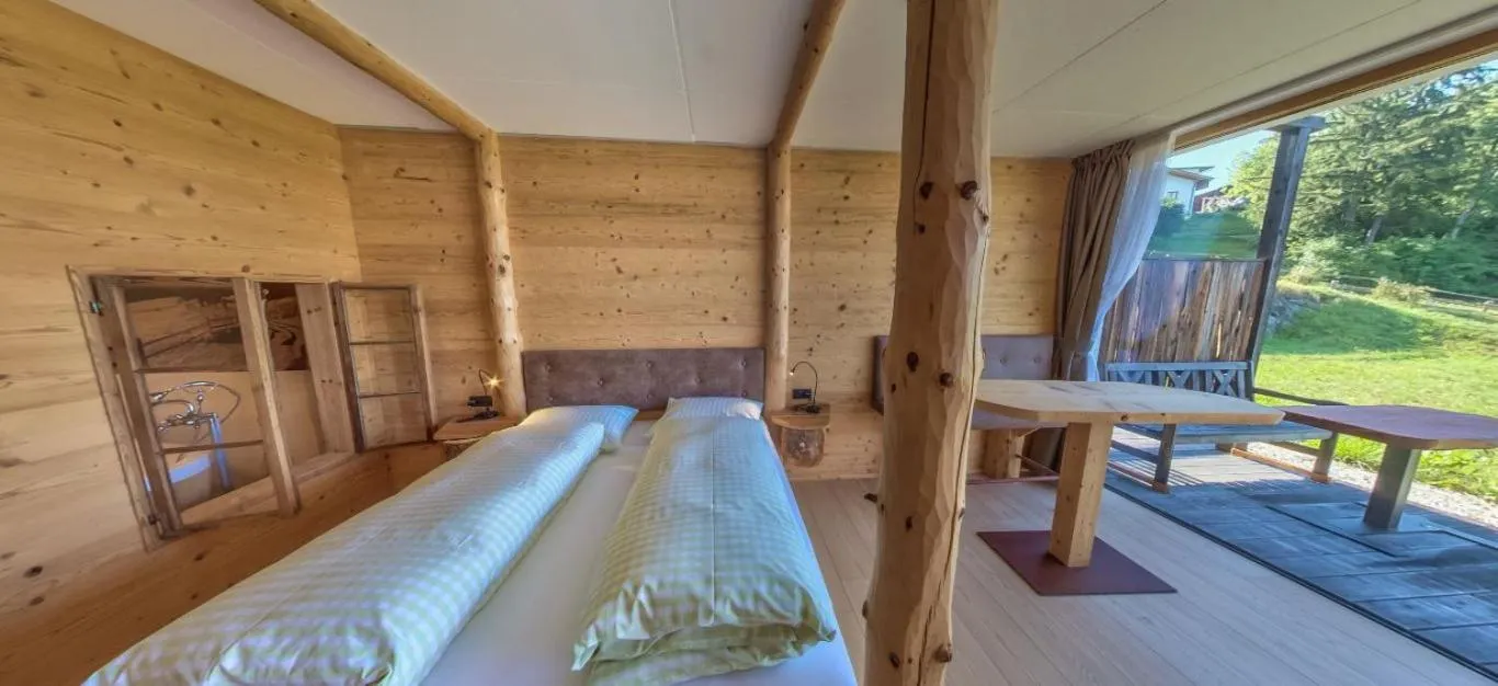 Bed in Albergo Gasthof zur Krone