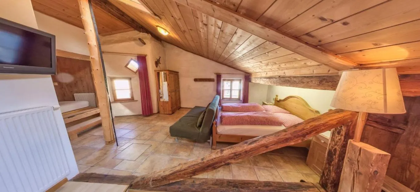 Bed in Albergo Gasthof zur Krone