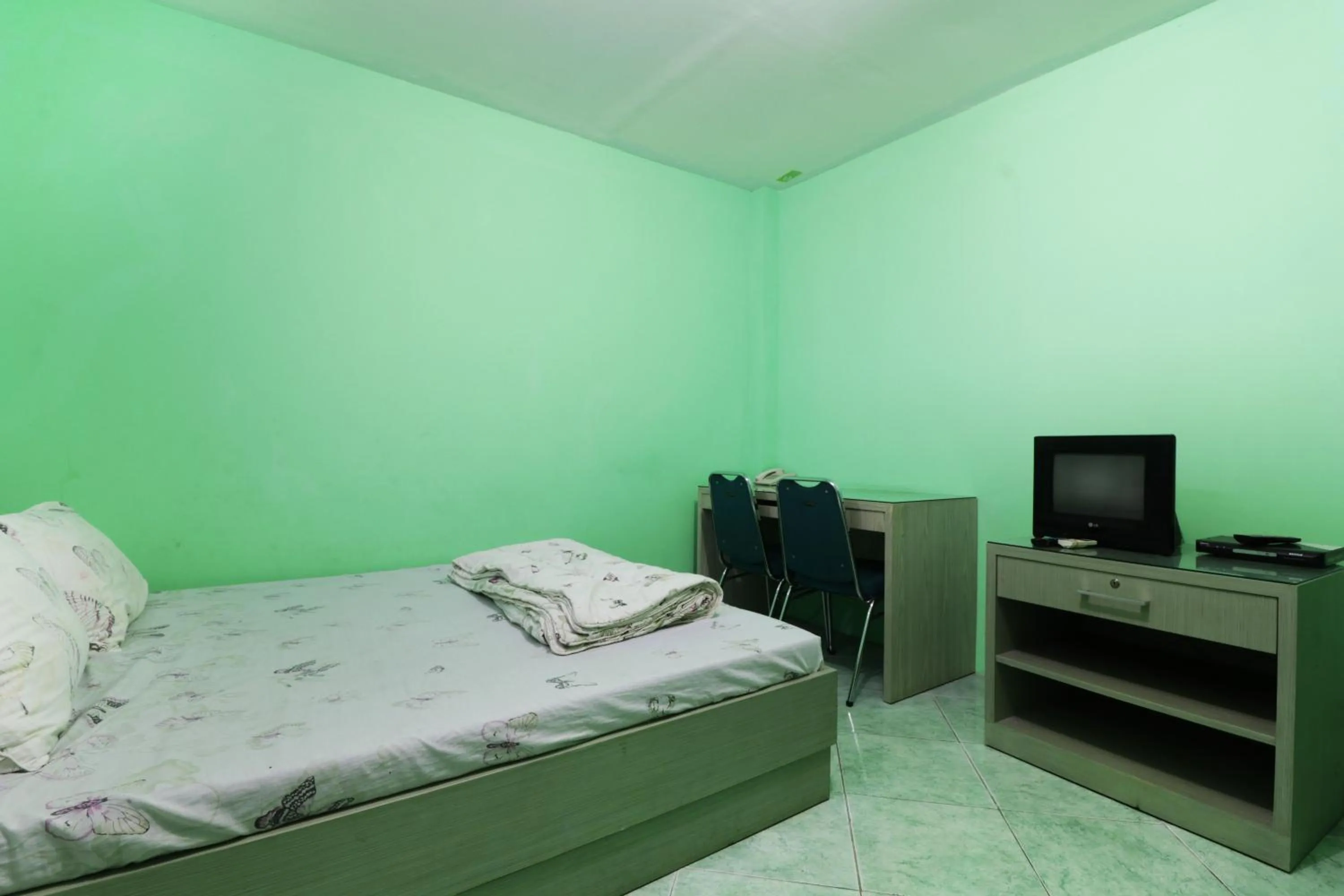 Photo of the whole room, Bed in Wisma Aam Syariah